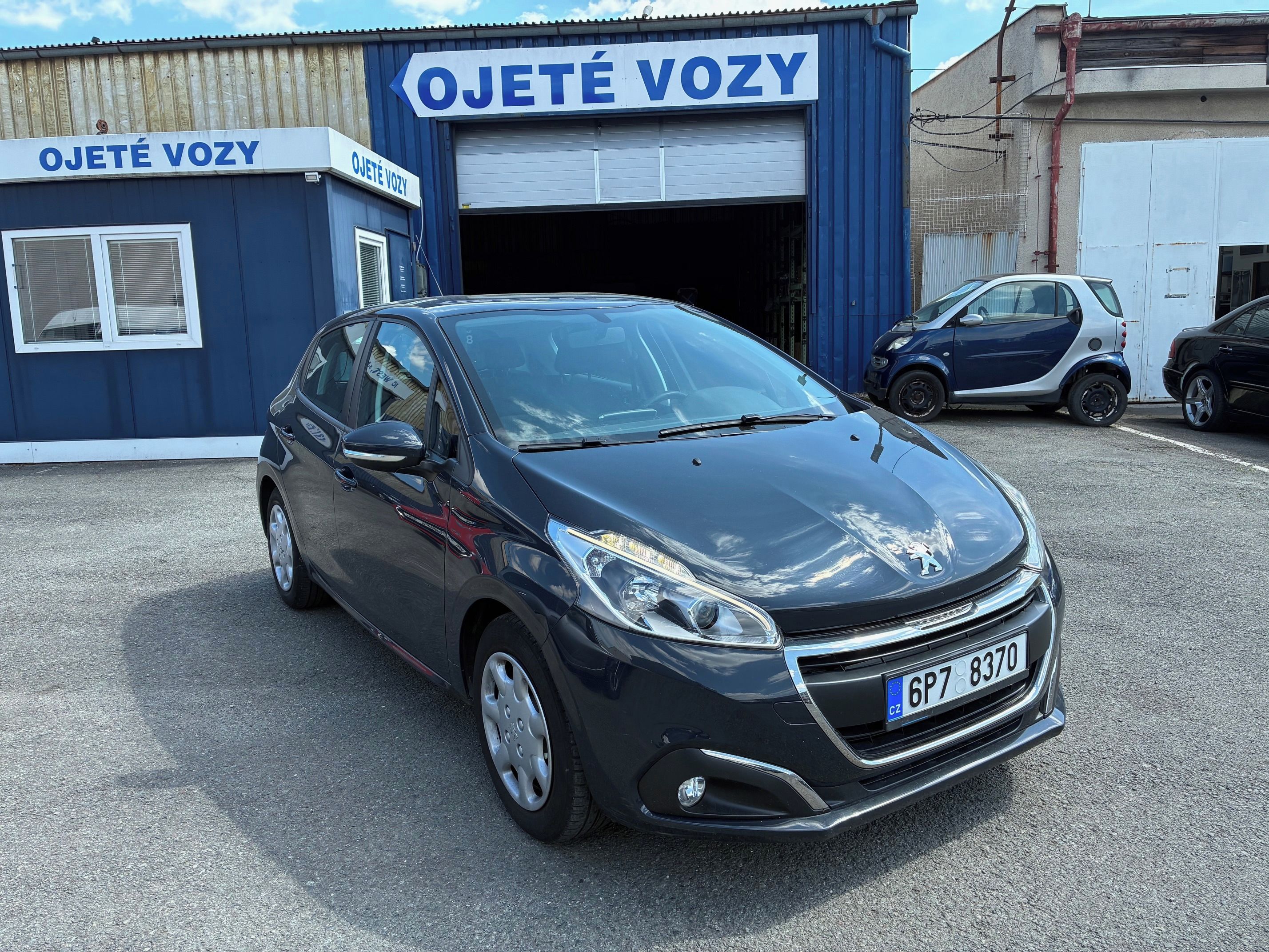 Peugeot 208, Active 1,2 Pure Tech 82k 1.maj - fotka 2