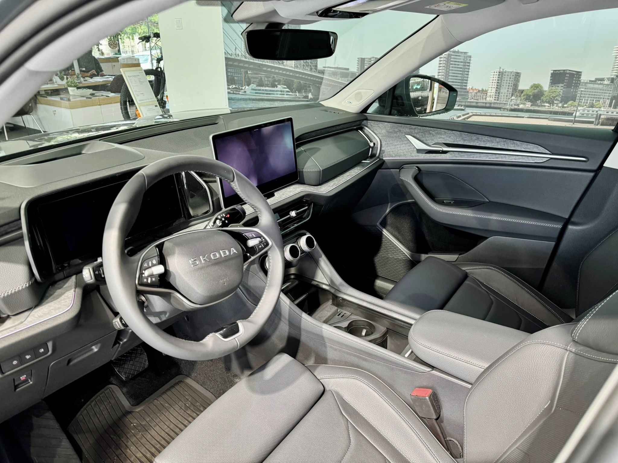 Škoda Kodiaq, Exl.Sel,1,5 TSI iV 150kW 6°aut - fotka 4
