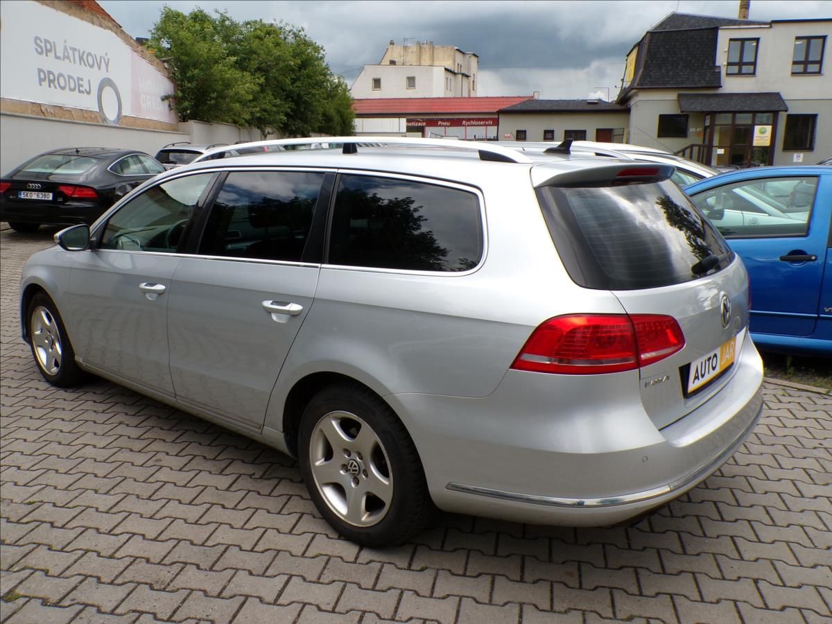 Volkswagen Passat, 2,0 TDI  AUTOMAT - fotka 6