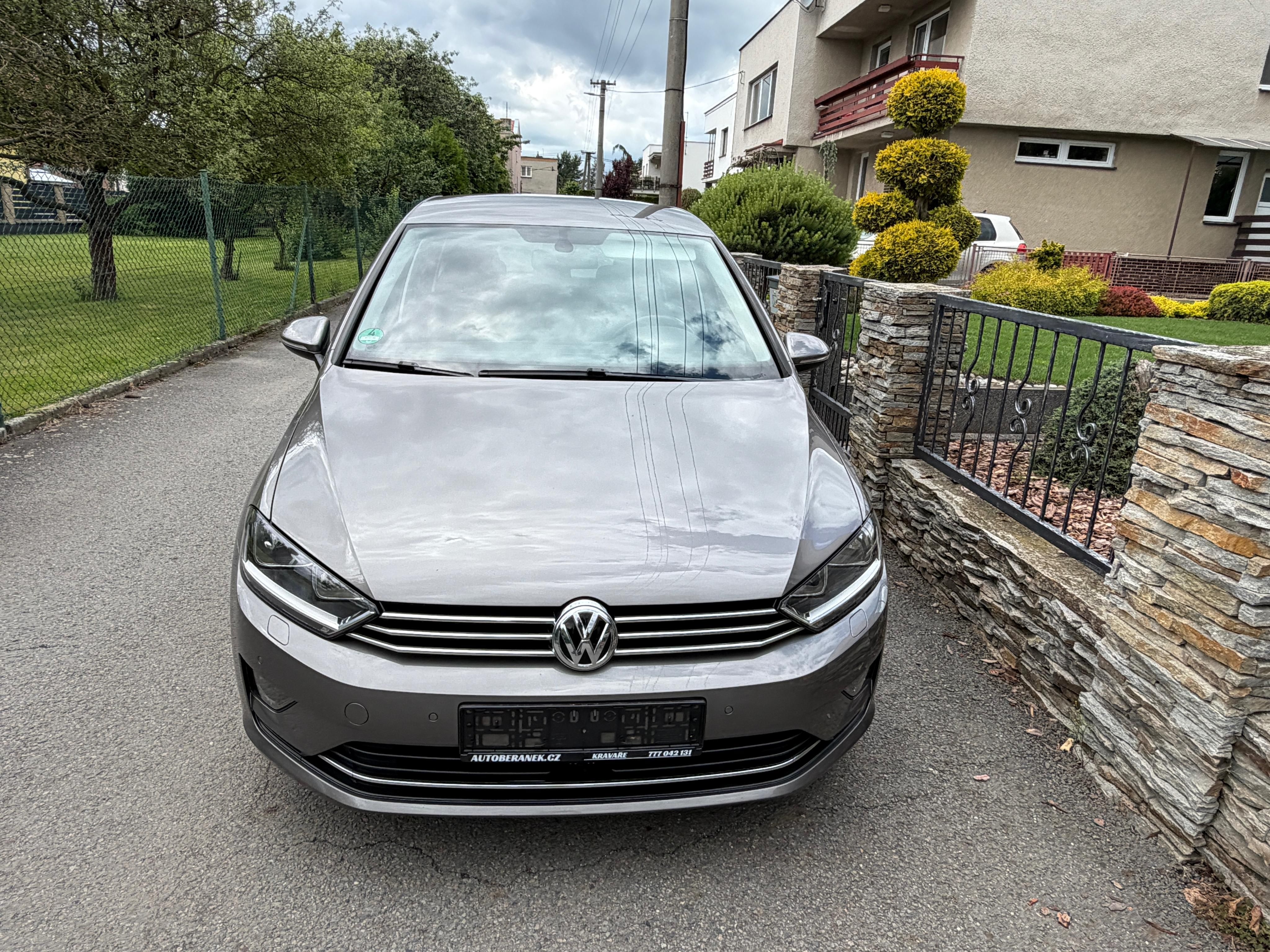 Volkswagen Golf Sportsvan, 1.2 TSI 81KW LOUNGE - fotka 4