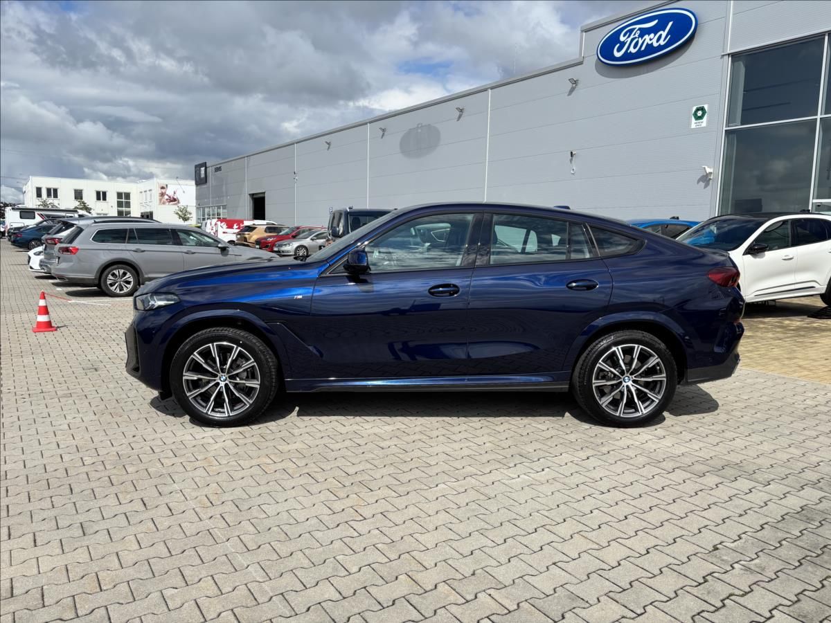 BMW X6, 3,0 40i 280kW M-Sport xDrive - fotka 2