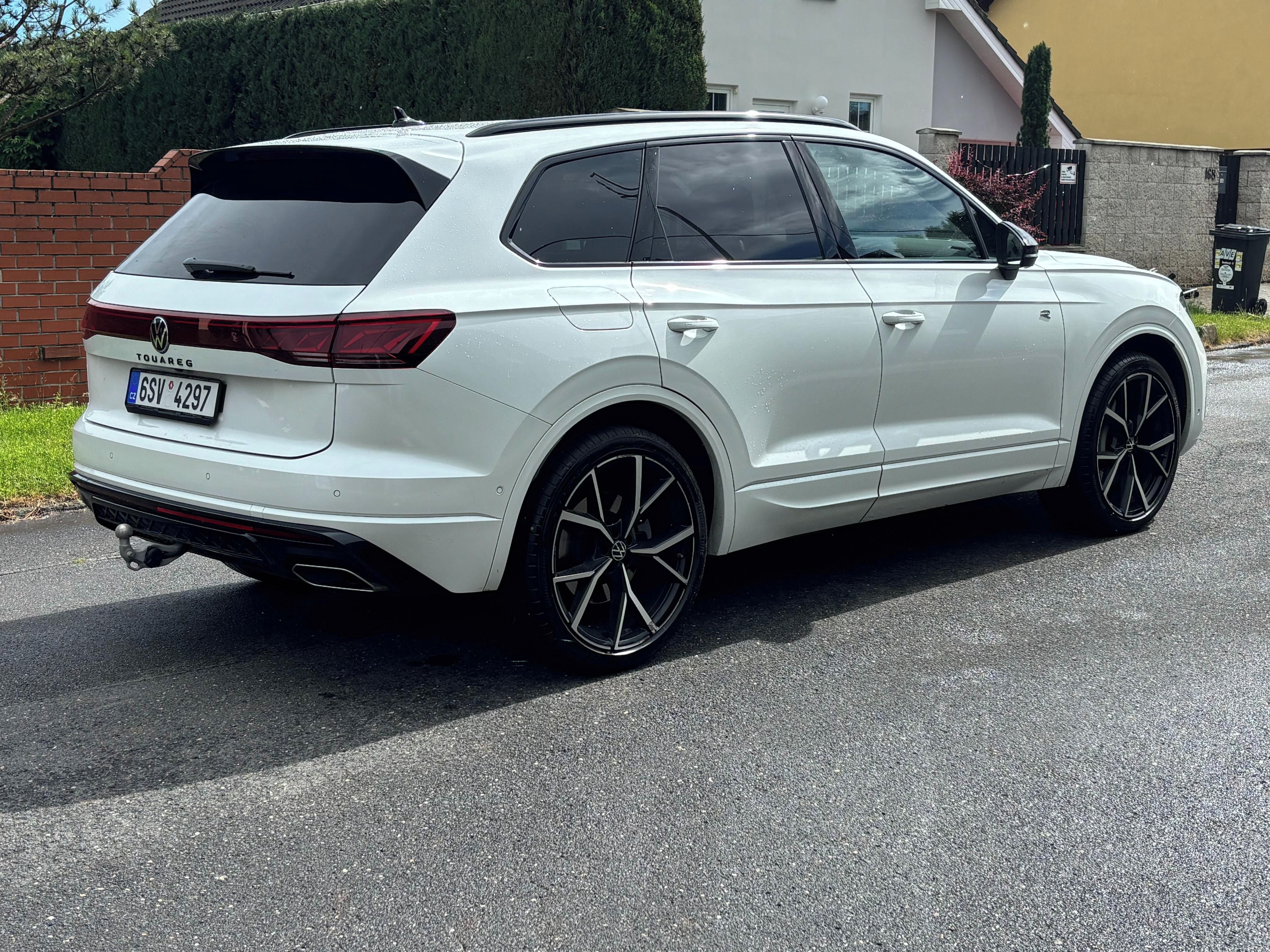 Volkswagen Touareg, 3.0 Tsi,R-Line,tažné,nez top - fotka 6