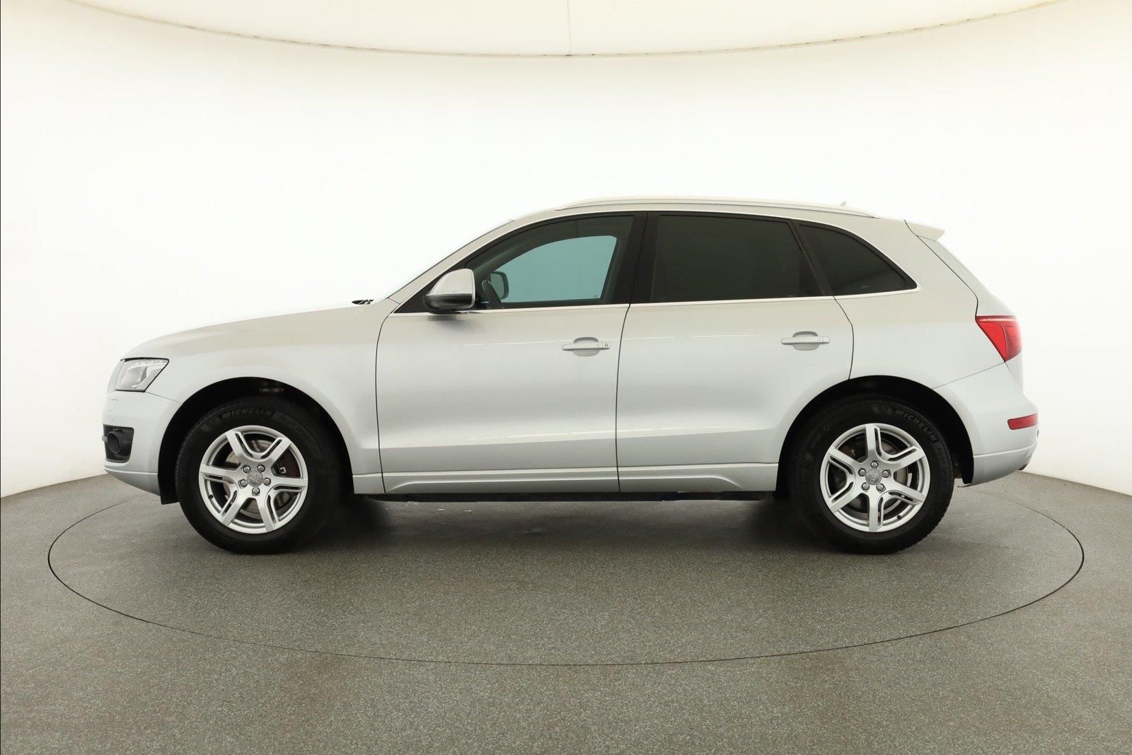 Audi Q5, 3.0 TDI, 4X4, Automat - fotka 3