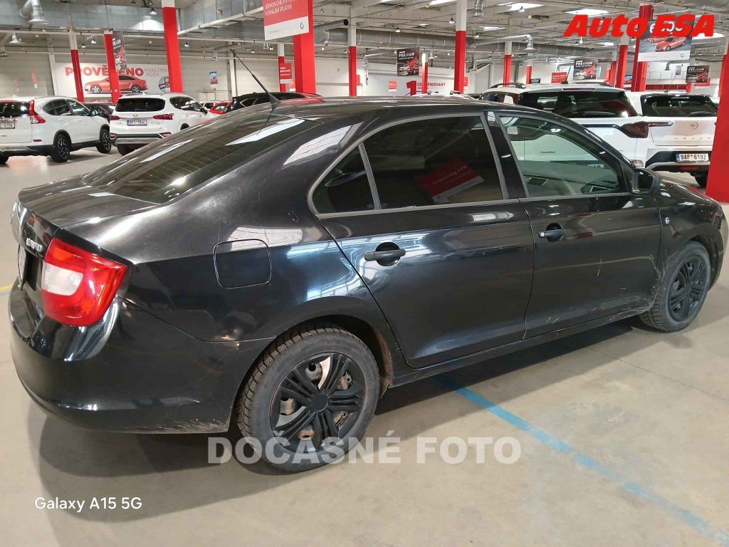 Škoda Rapid, 1.2i,ČR - fotka 2