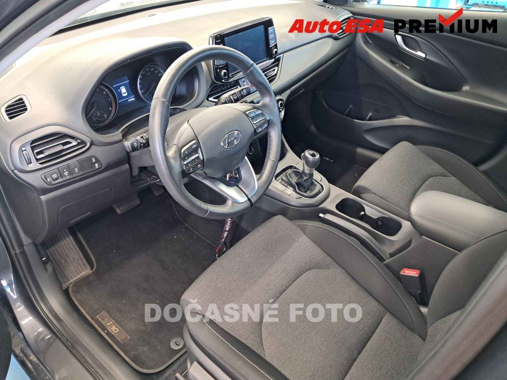 Hyundai i30, 1.0 T-GDi - fotka 3