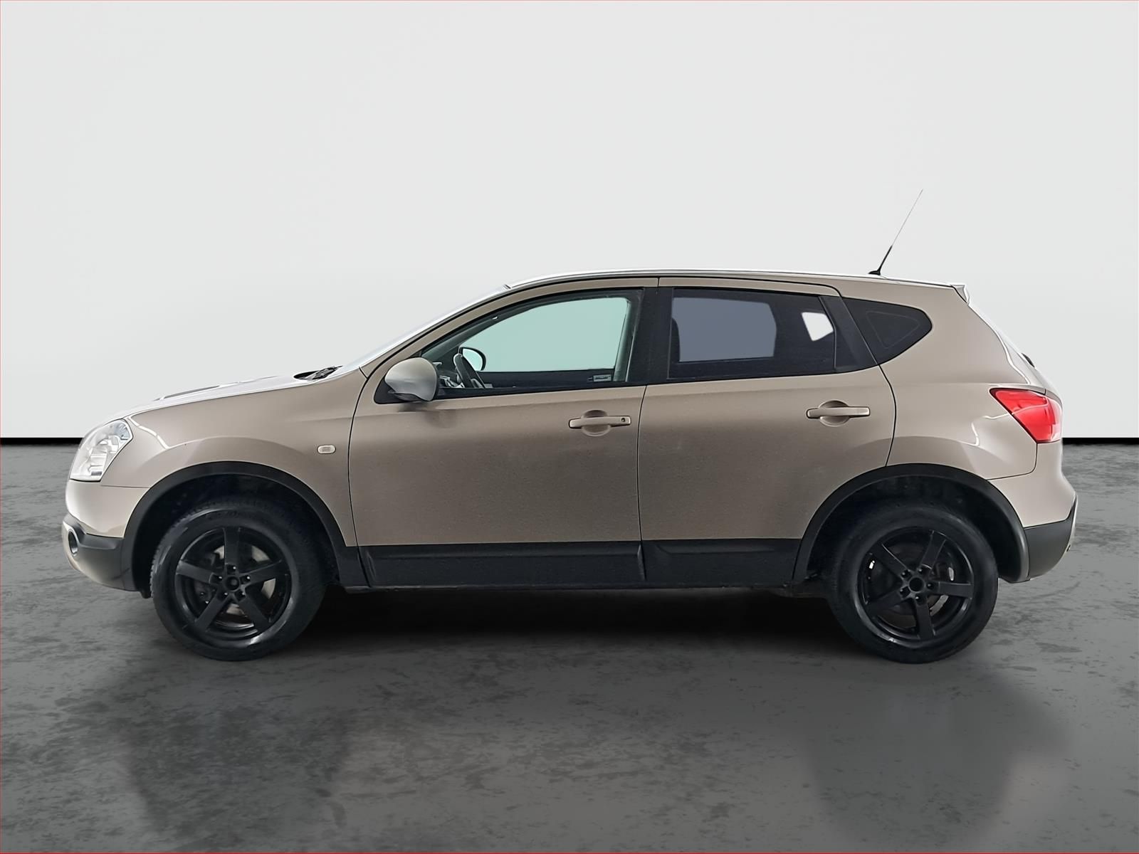 Nissan Qashqai, 1.6, po STK, Tažné - fotka 3