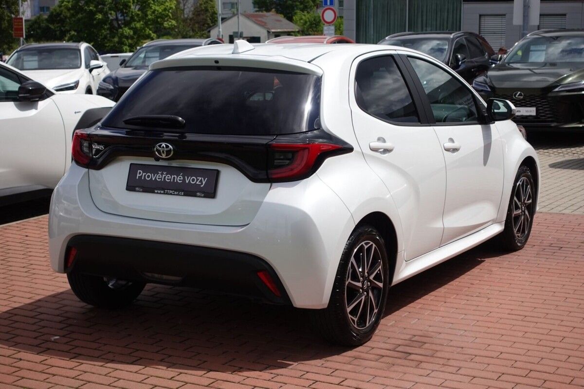 Toyota Yaris, 1.5TNGA 125 - 1 CVT  Comfort T - fotka 4