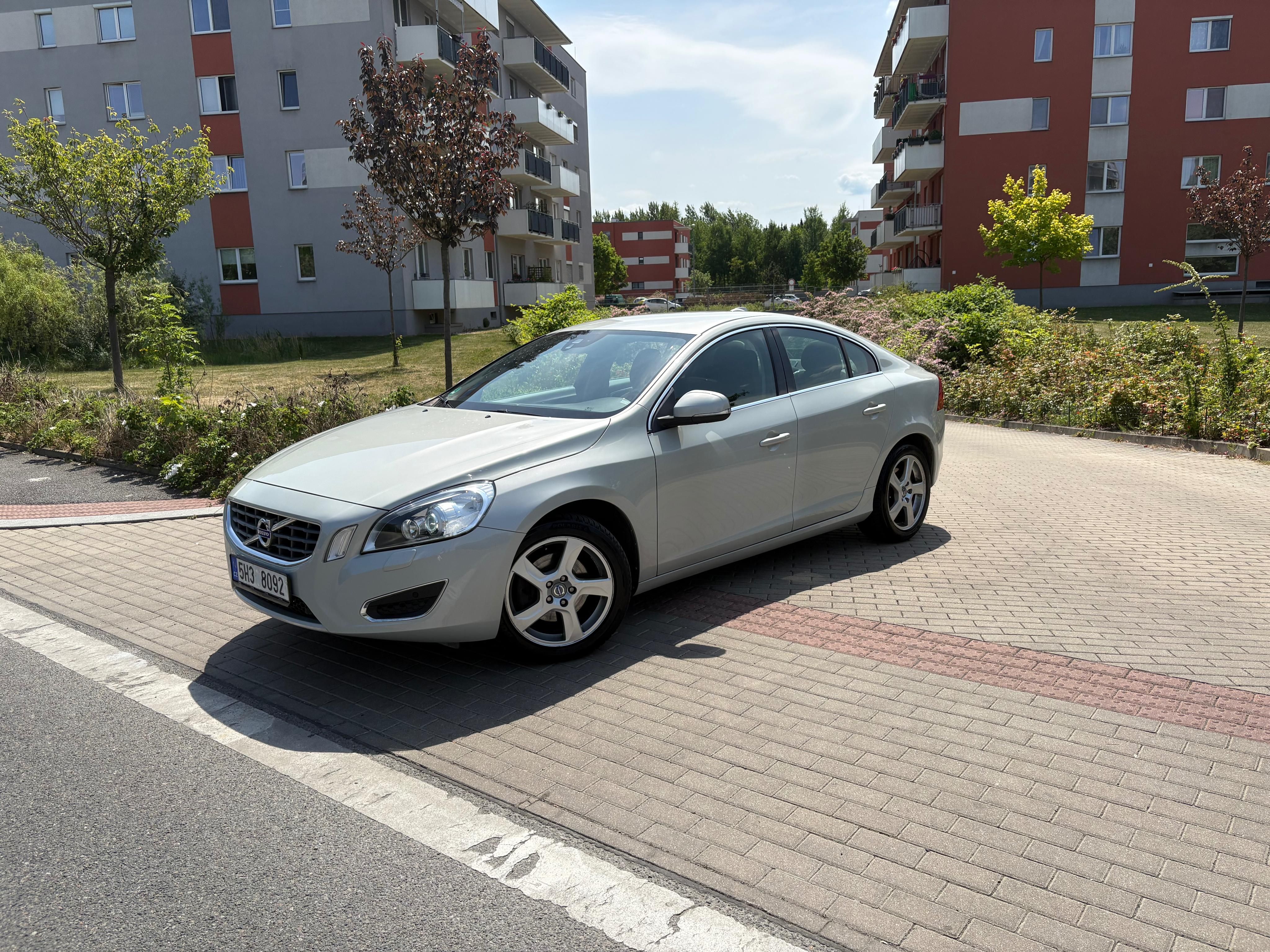 Volvo S60, 2.0 D3 120kW AUTOMAT