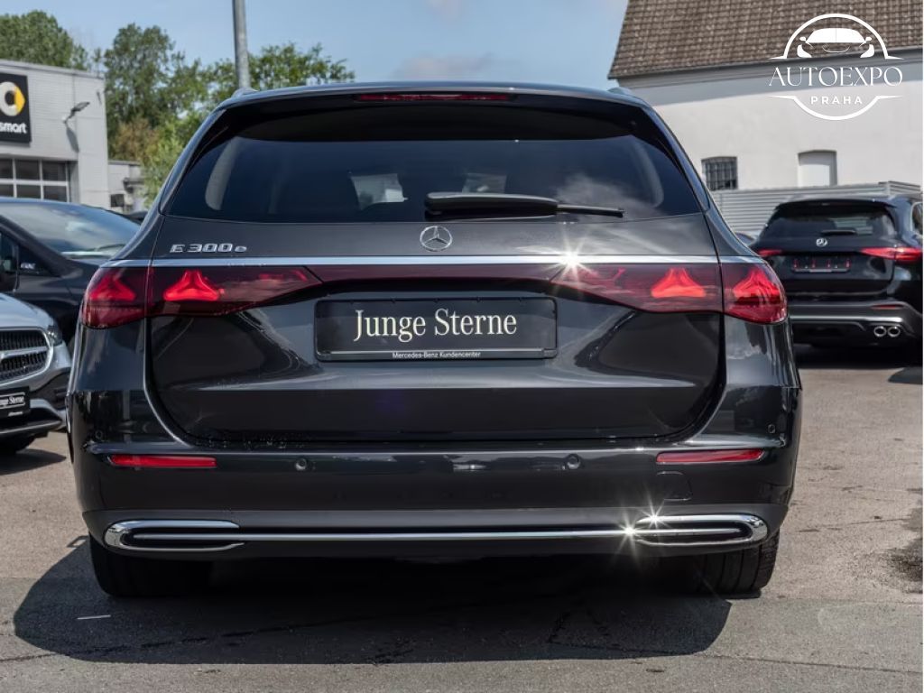 Mercedes-Benz Třídy E, e T Exclusive/DIGITAL/Airm/AHK - fotka 4