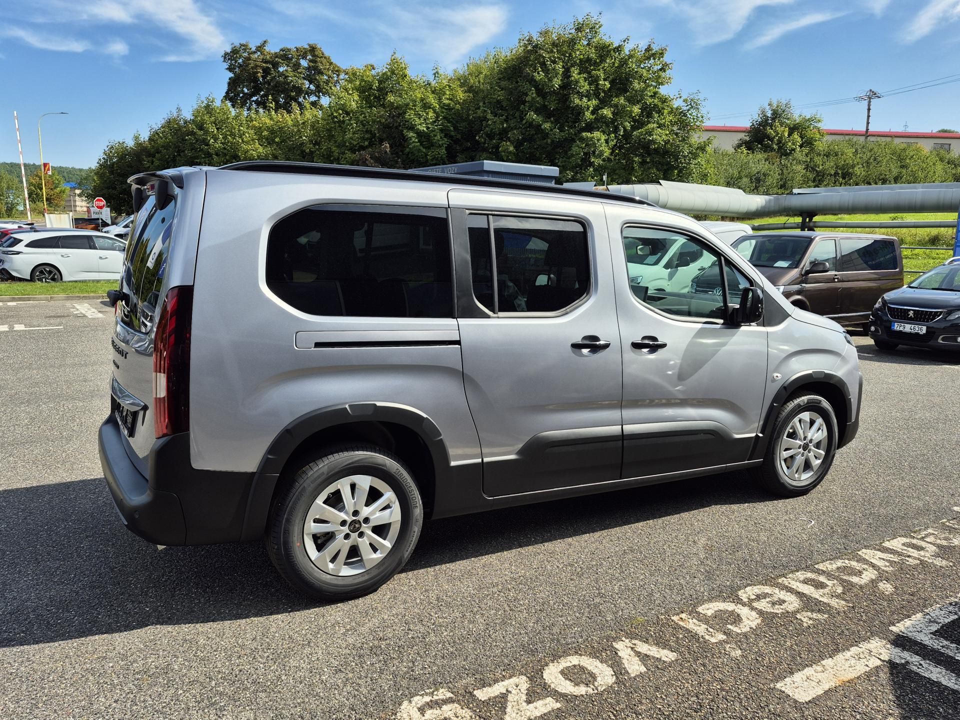 Peugeot Rifter, Long ALLURE HDi 130 S&S MAN6 - fotka 5