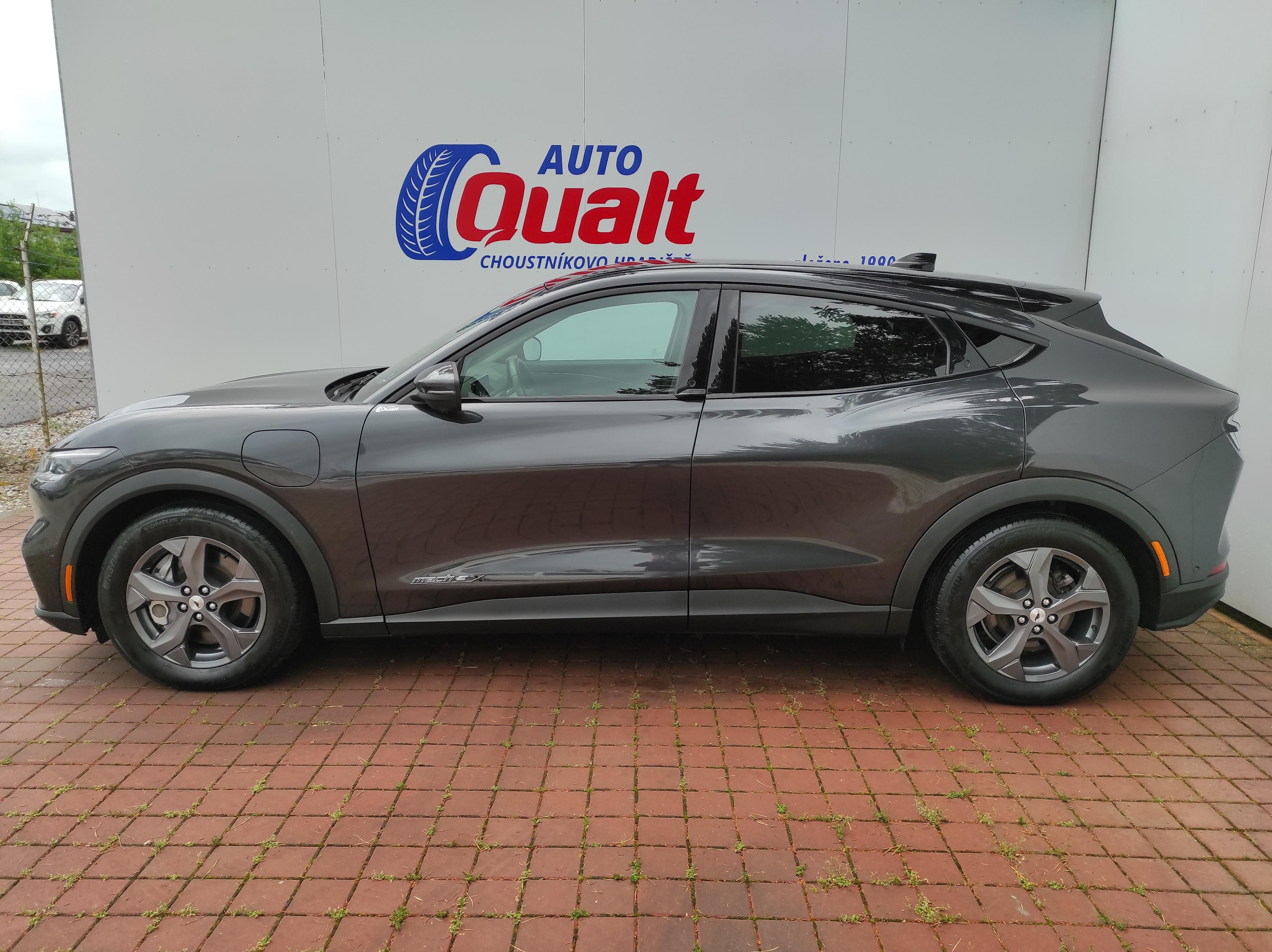 Ford Mustang Mach-E, 99 kWh PREMIUM SERVIS FORD - fotka 2