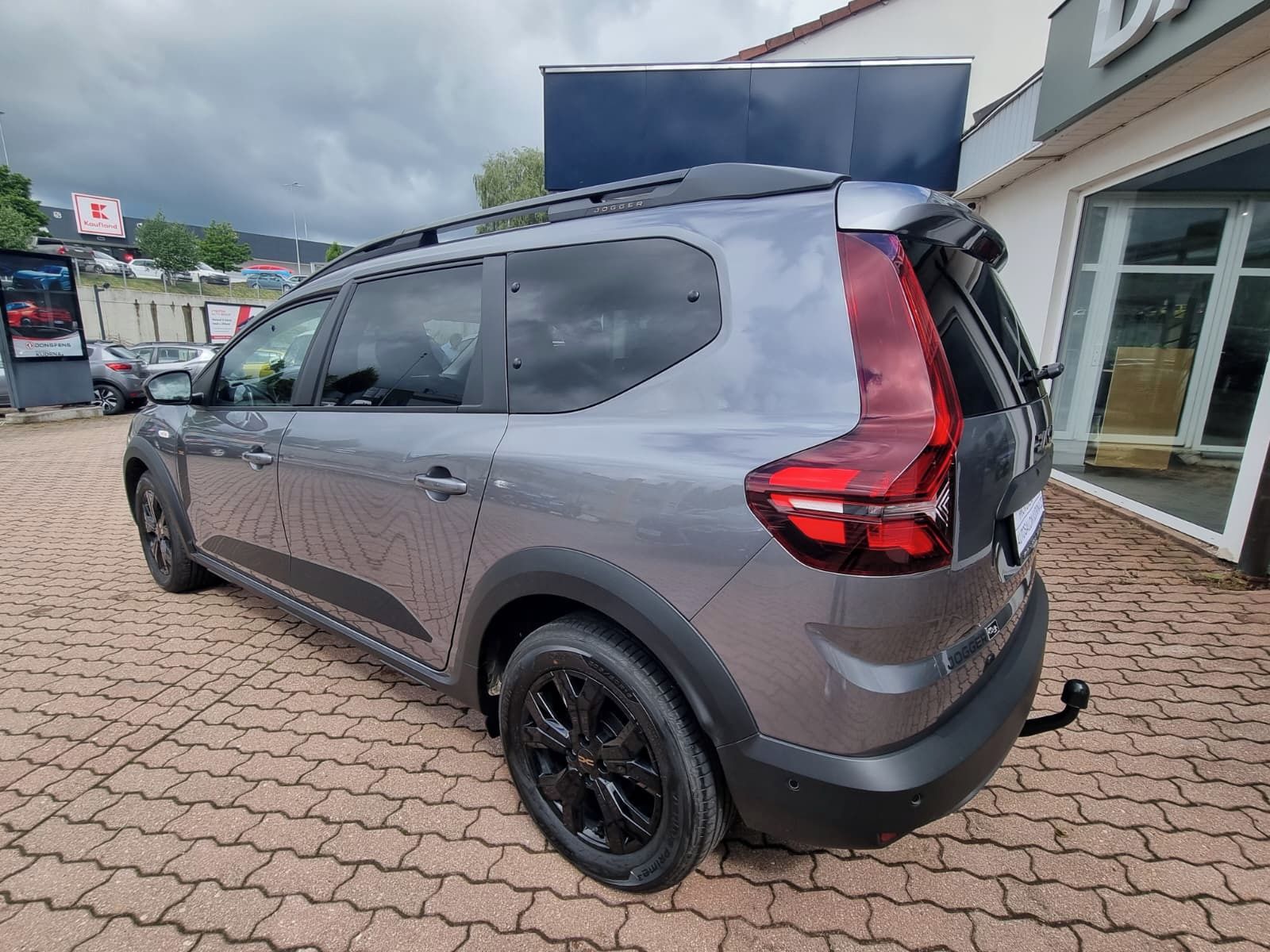Dacia Jogger, Extreme Eco-G 100 7 míst vč TZ - fotka 4