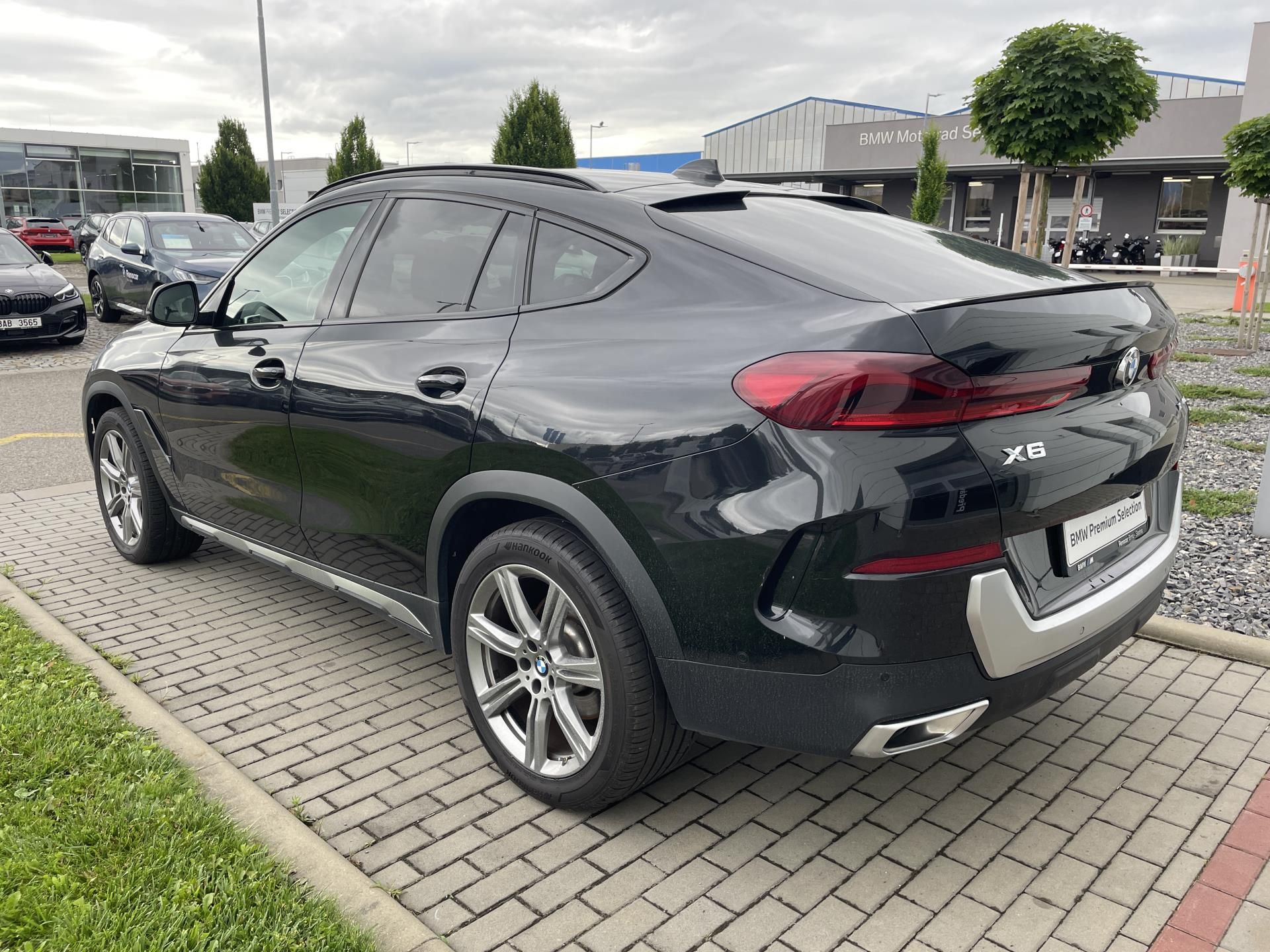 BMW X6, X6 40d xDrive, BPS 2 roky - fotka 2