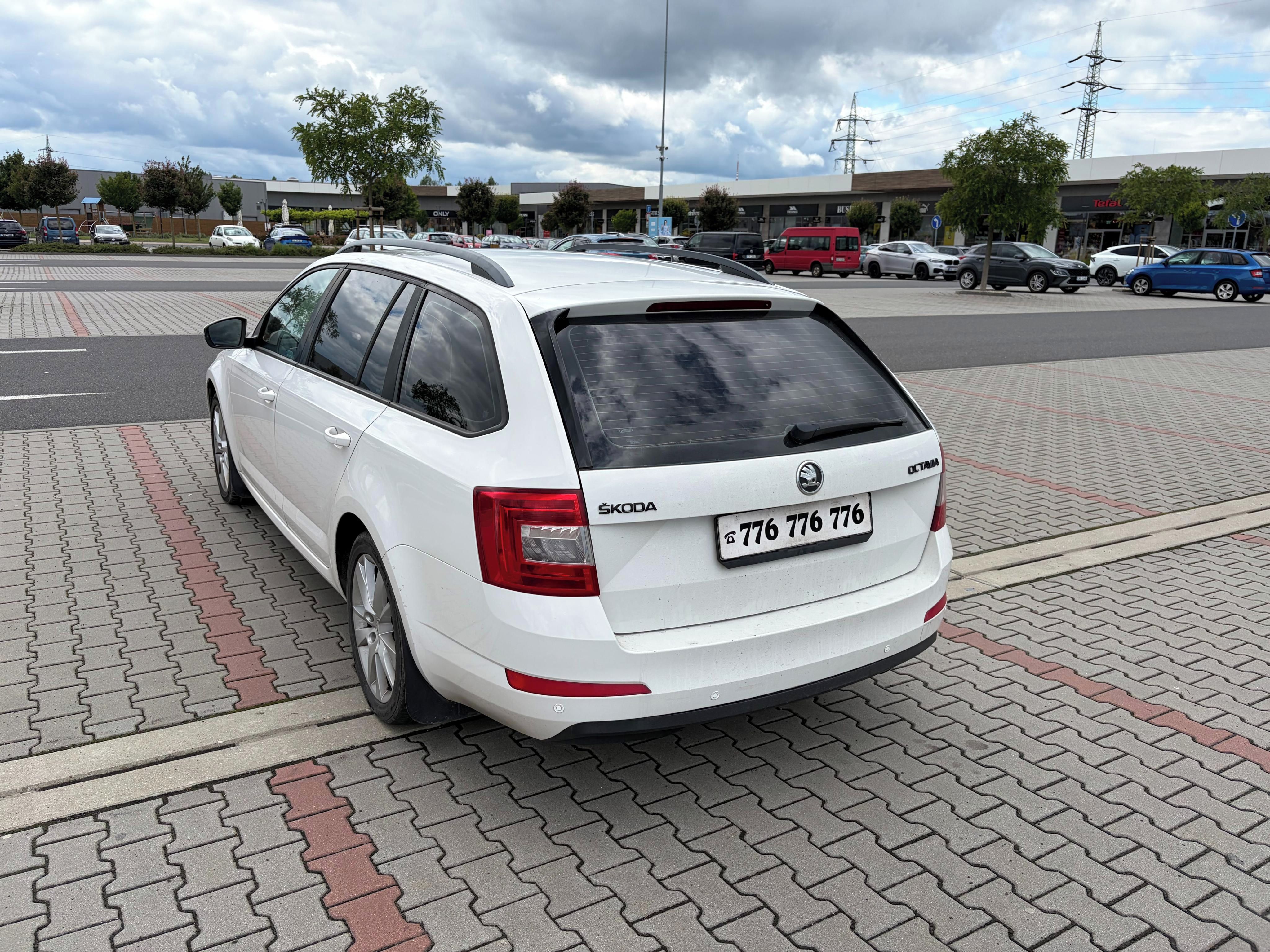 Škoda Octavia, III 1.6 TDi 77kw ČR serviska - fotka 5