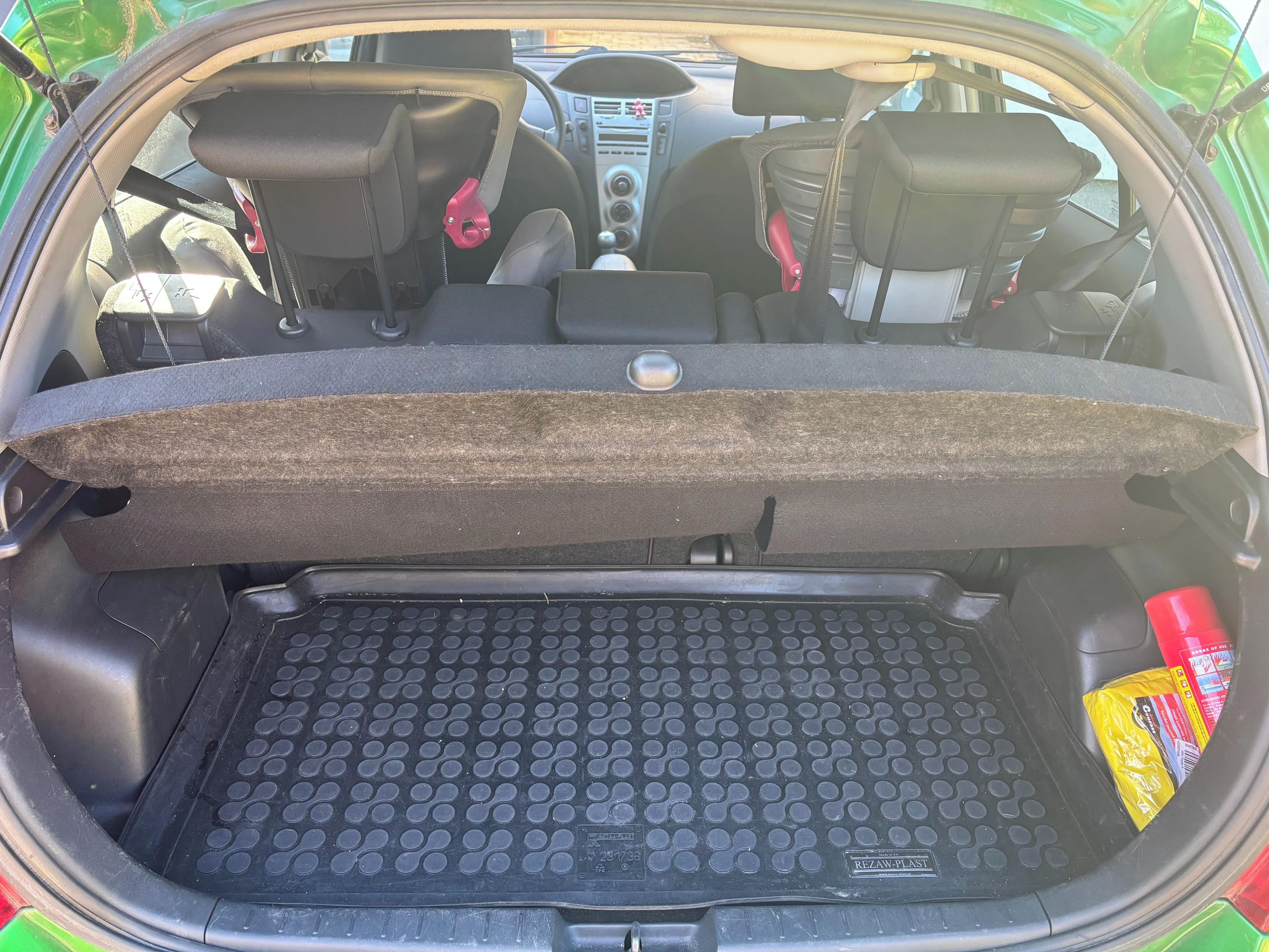 Toyota Yaris, bez závad, 2 sady kol - fotka 5