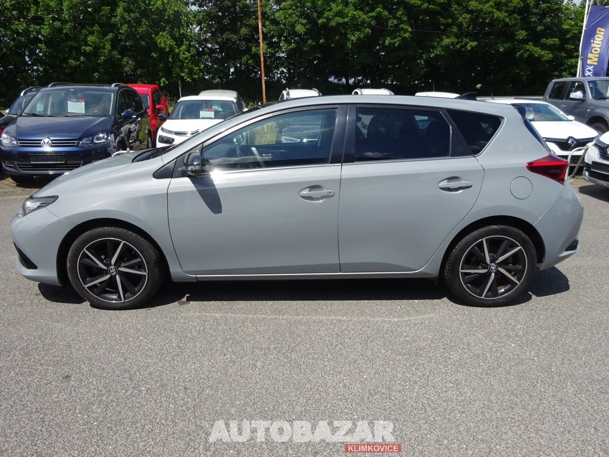 Toyota Auris, 1,2 i, 85kW, GARANCE KM - fotka 4