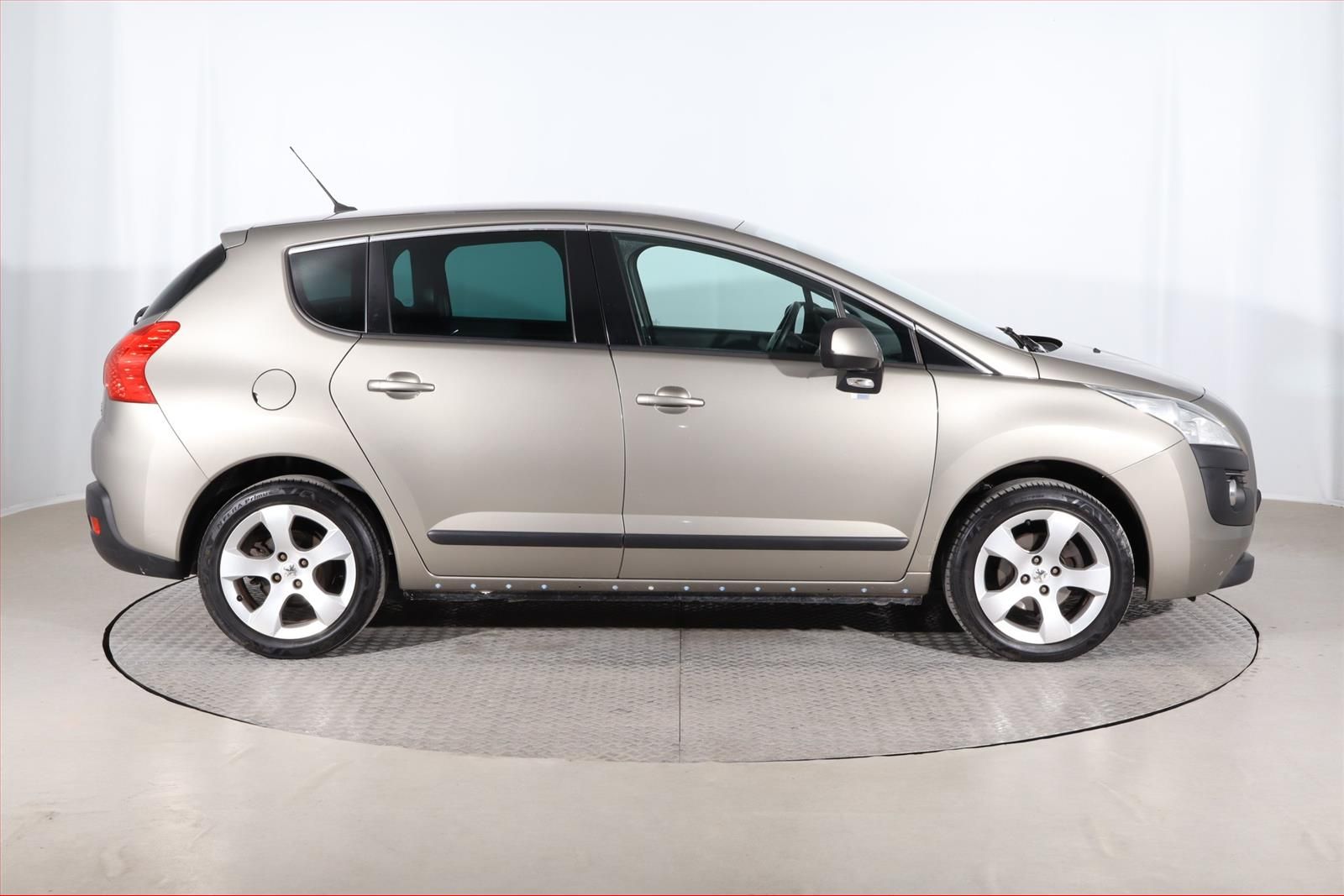 Peugeot 3008, 1.6 HDi, Serv.kniha - fotka 6