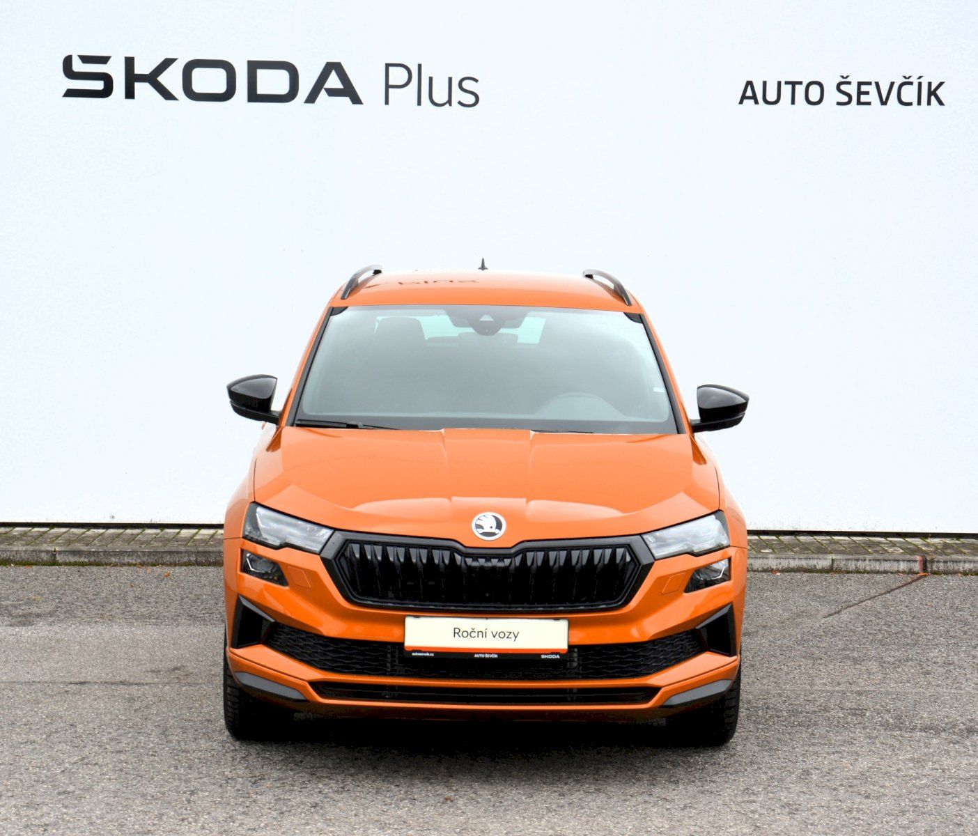 Škoda Karoq, SportLine 1,5 TSI 110 kW 7 AP - fotka 4