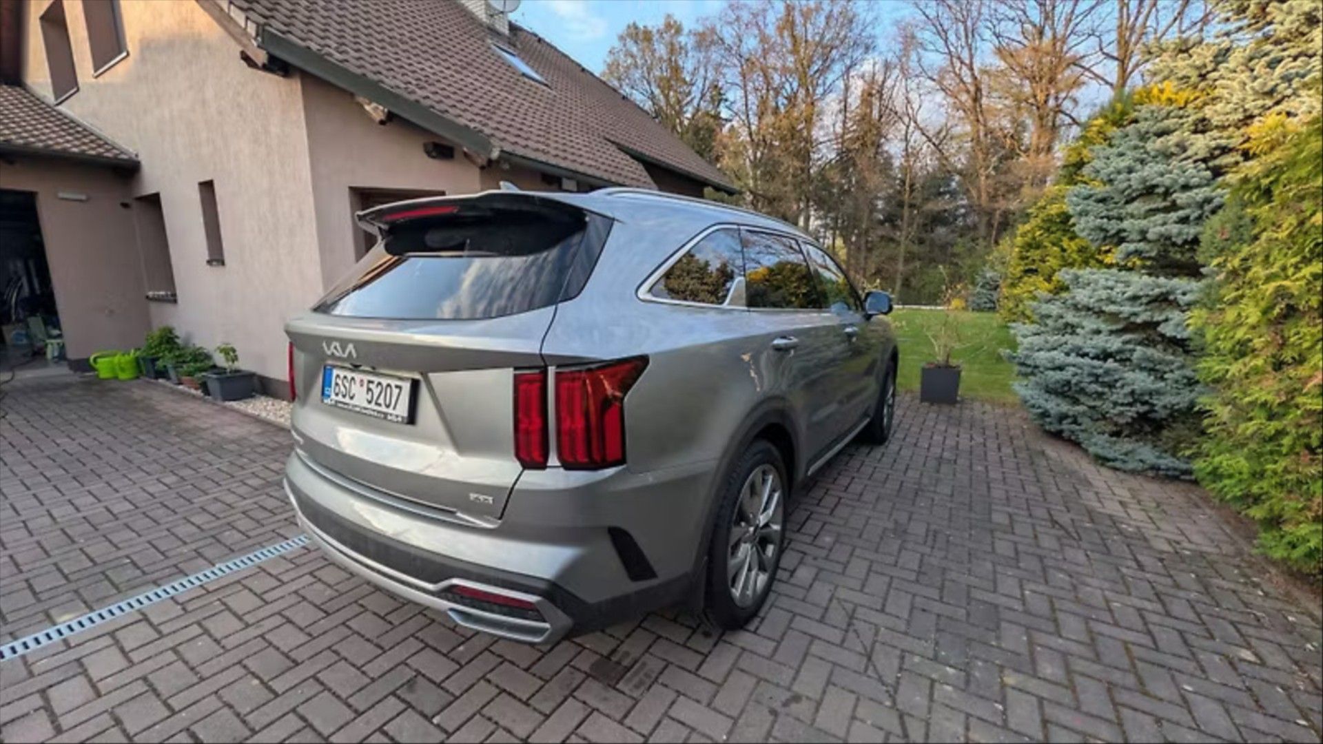 Kia Sorento, 2,2 CRDi 142kw TOP 4x4 NAPPA - fotka 4