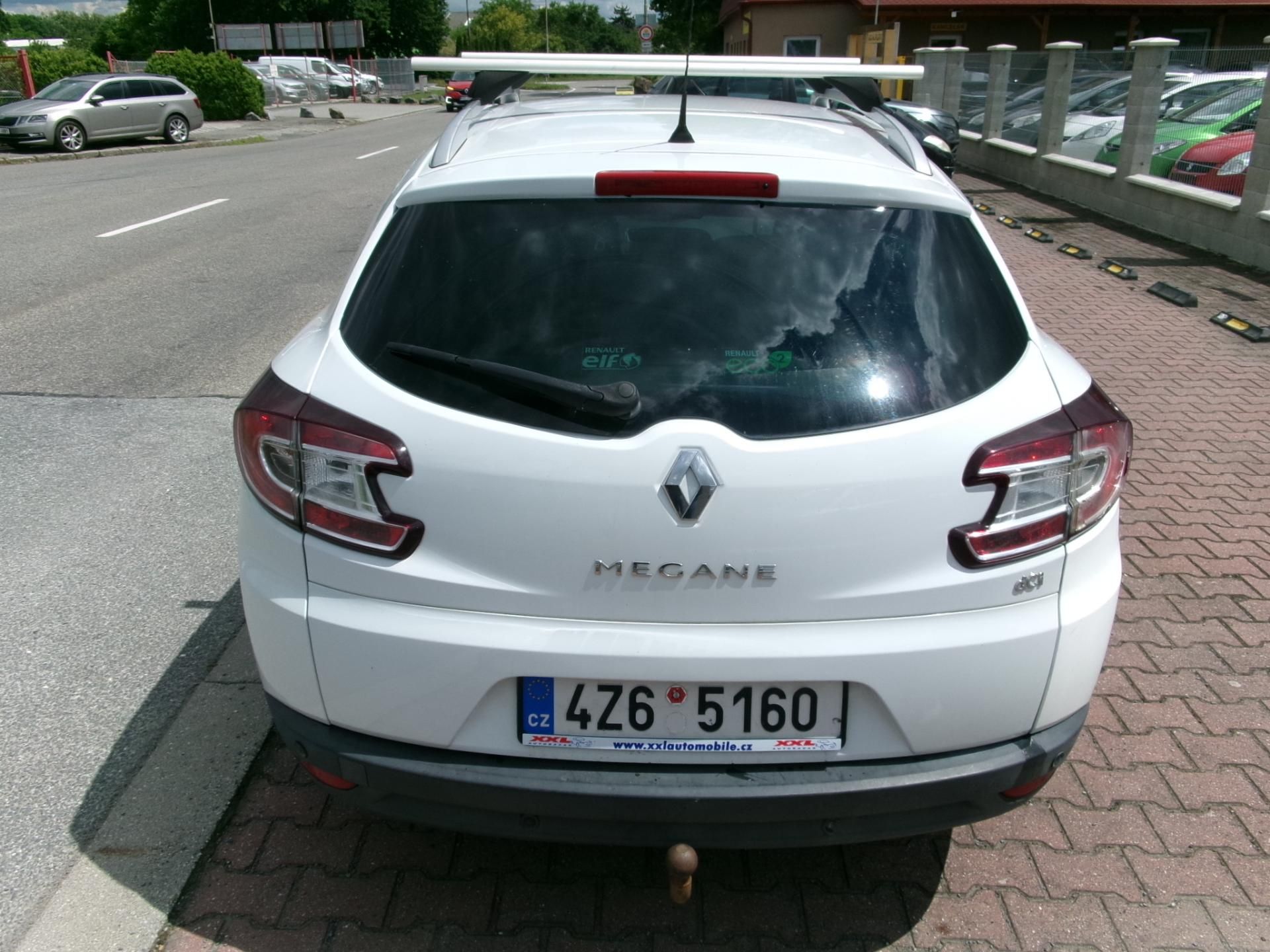 Renault Mégane, 1,5dCi AUT AC BT TEMP TAŽNÉ - fotka 5