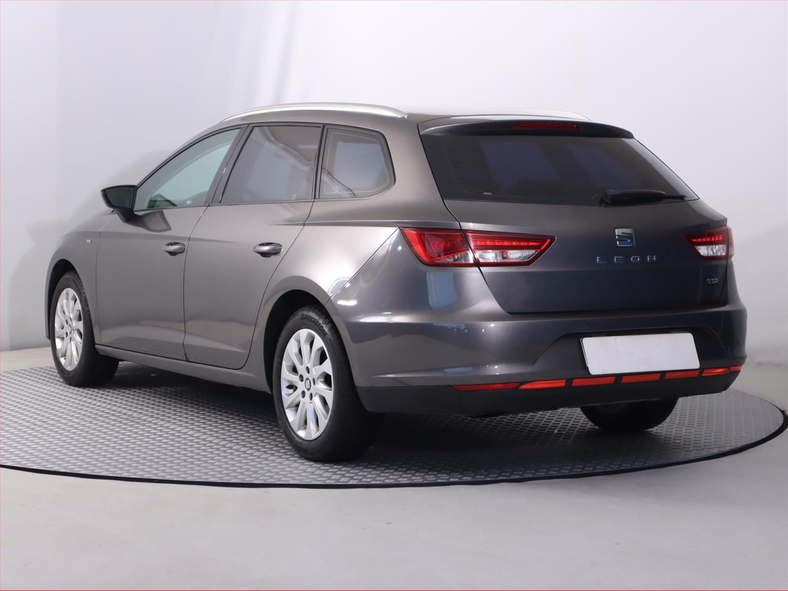 Seat Leon, 1.2 TSI - fotka 4