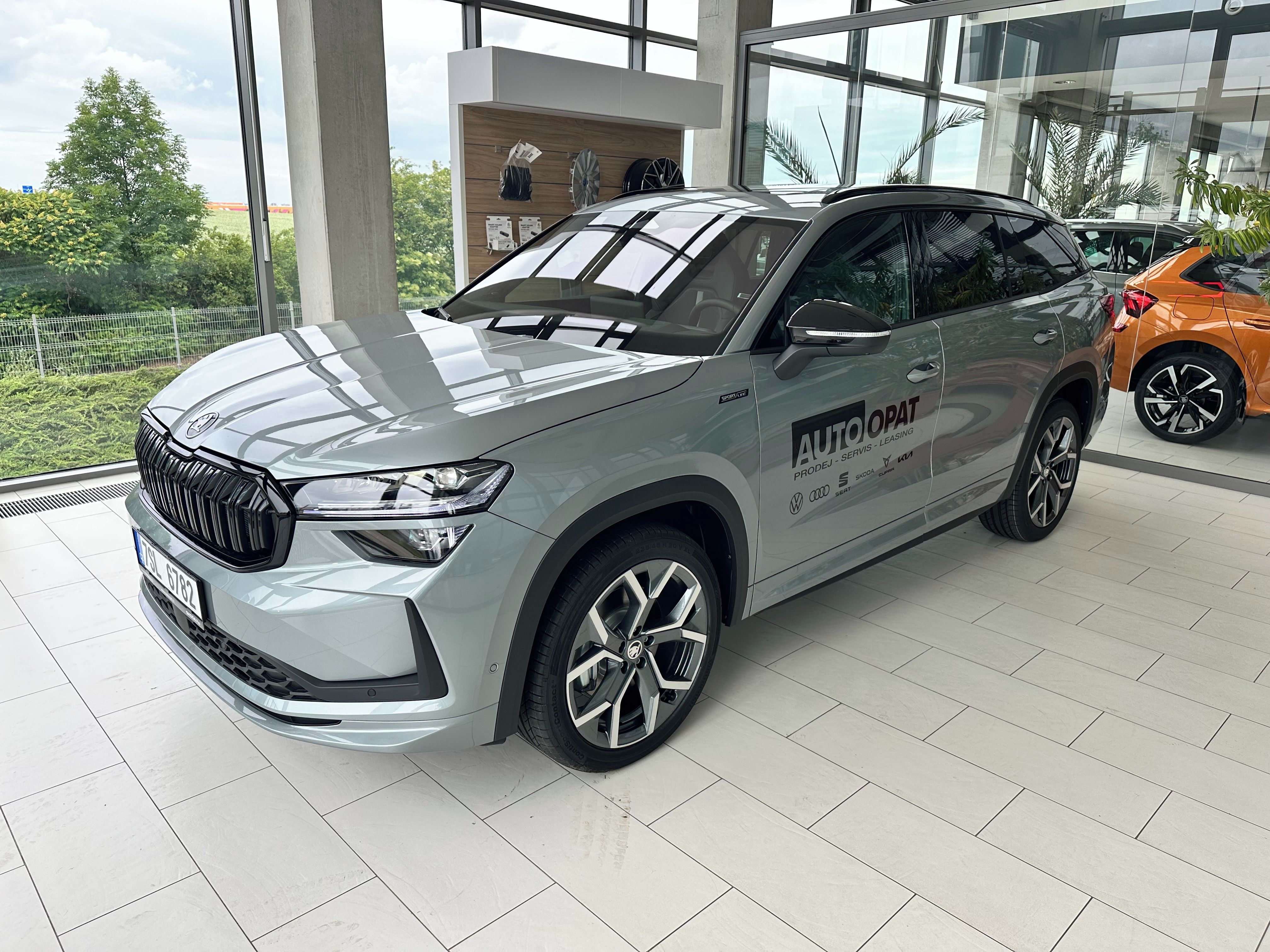 Škoda Kodiaq, 2,0TDI 142 kW DSG SportLine - fotka 3