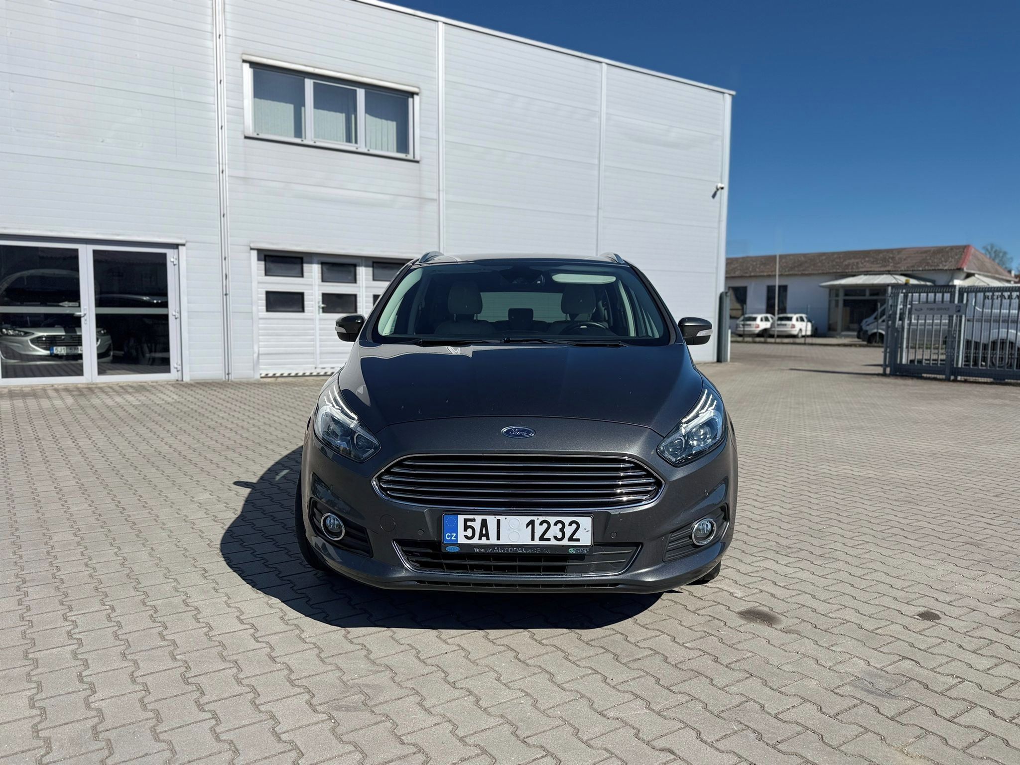 Ford S-MAX, Titanium 2.0 TDCi 110 kW 4x4 - fotka 3