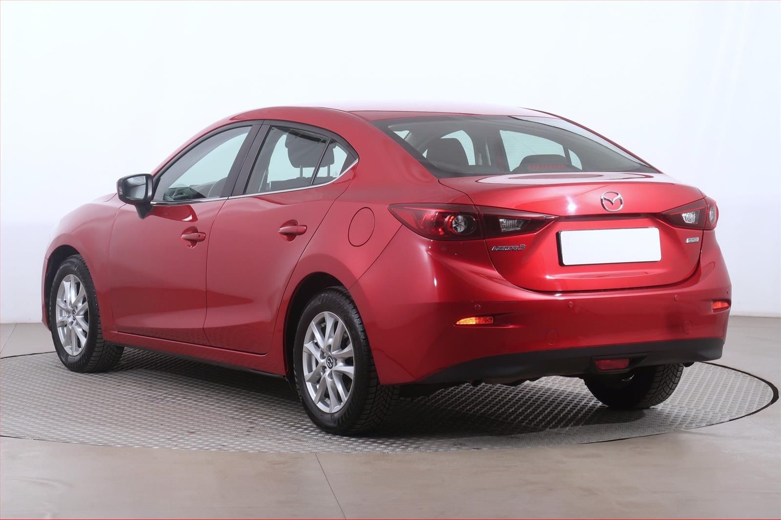 Mazda 3, 2.0 Skyactiv-G - fotka 4