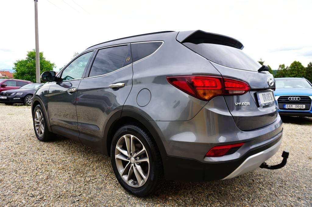 Hyundai Santa Fe, PREMIUM 2,2 CRDI 147 kW - fotka 6