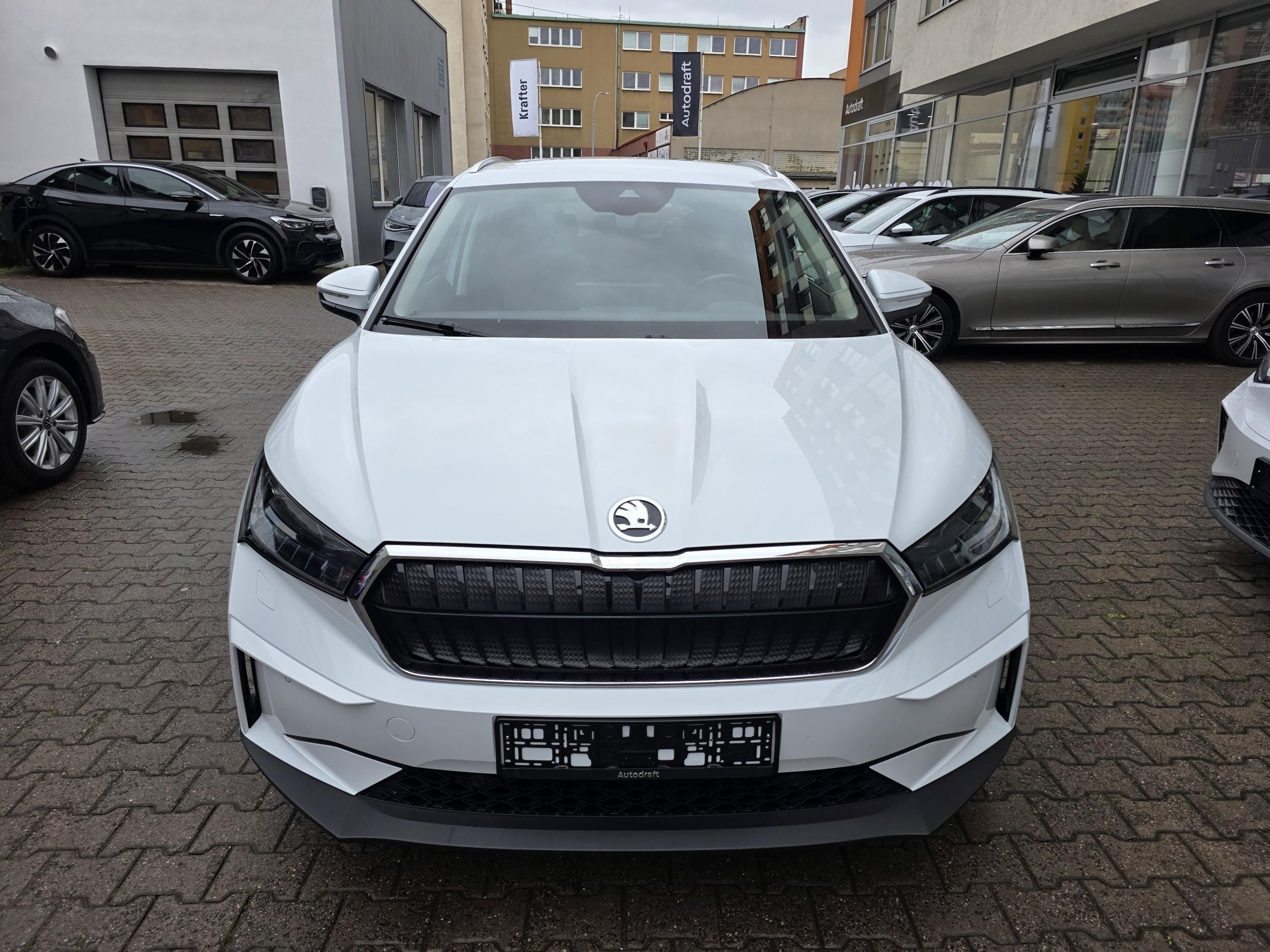 Škoda Enyaq iV, iV 80 150kW / ALU 19'' / Tažné - fotka 4