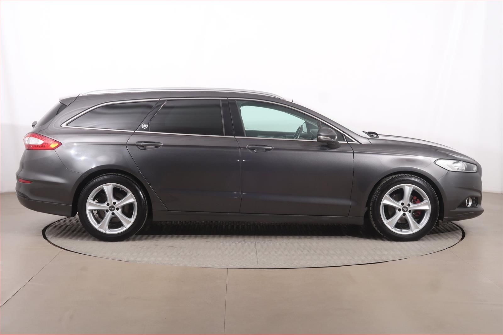 Ford Mondeo, 2.0 TDCI, Serv.kniha - fotka 6