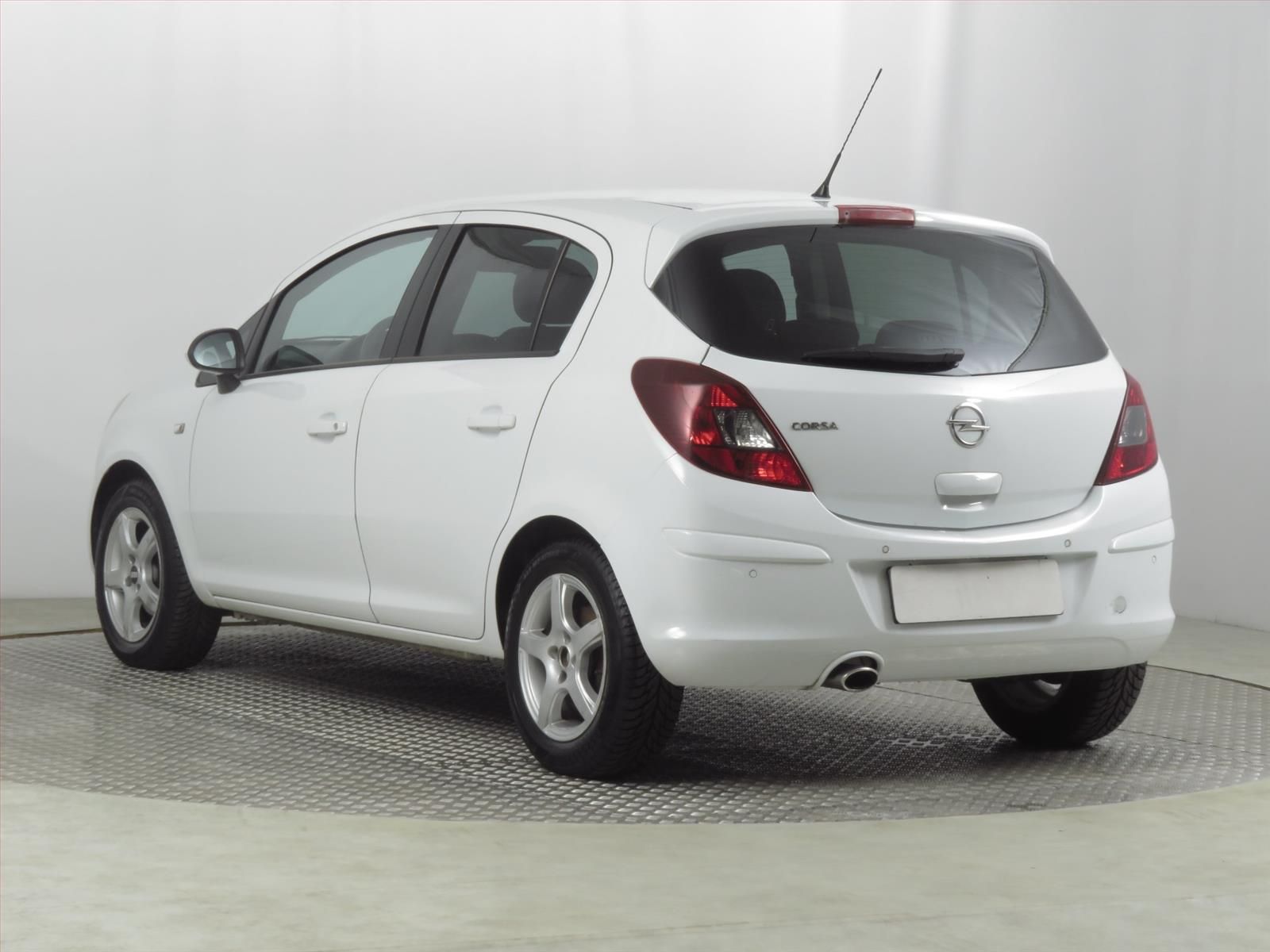 Opel Corsa, 1.2, Automat - fotka 4
