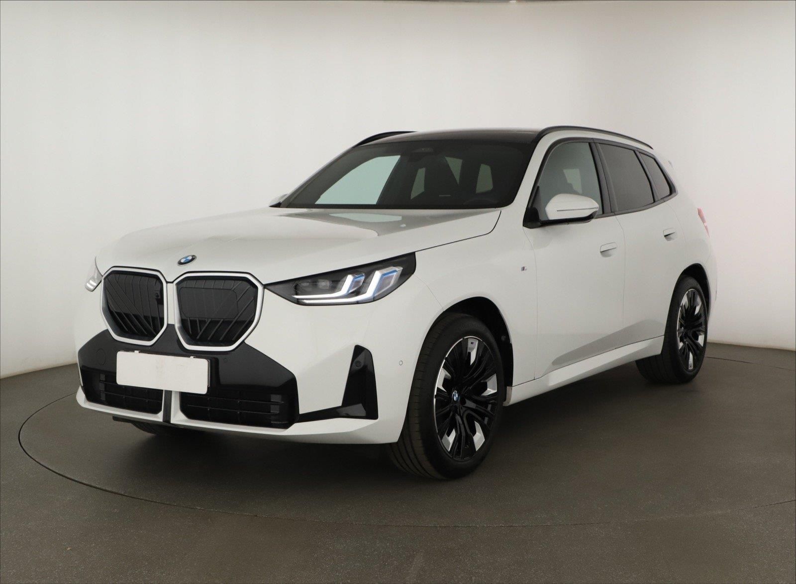 BMW X3, 20 xDrive, 360°, HUD, Tažné - fotka 2