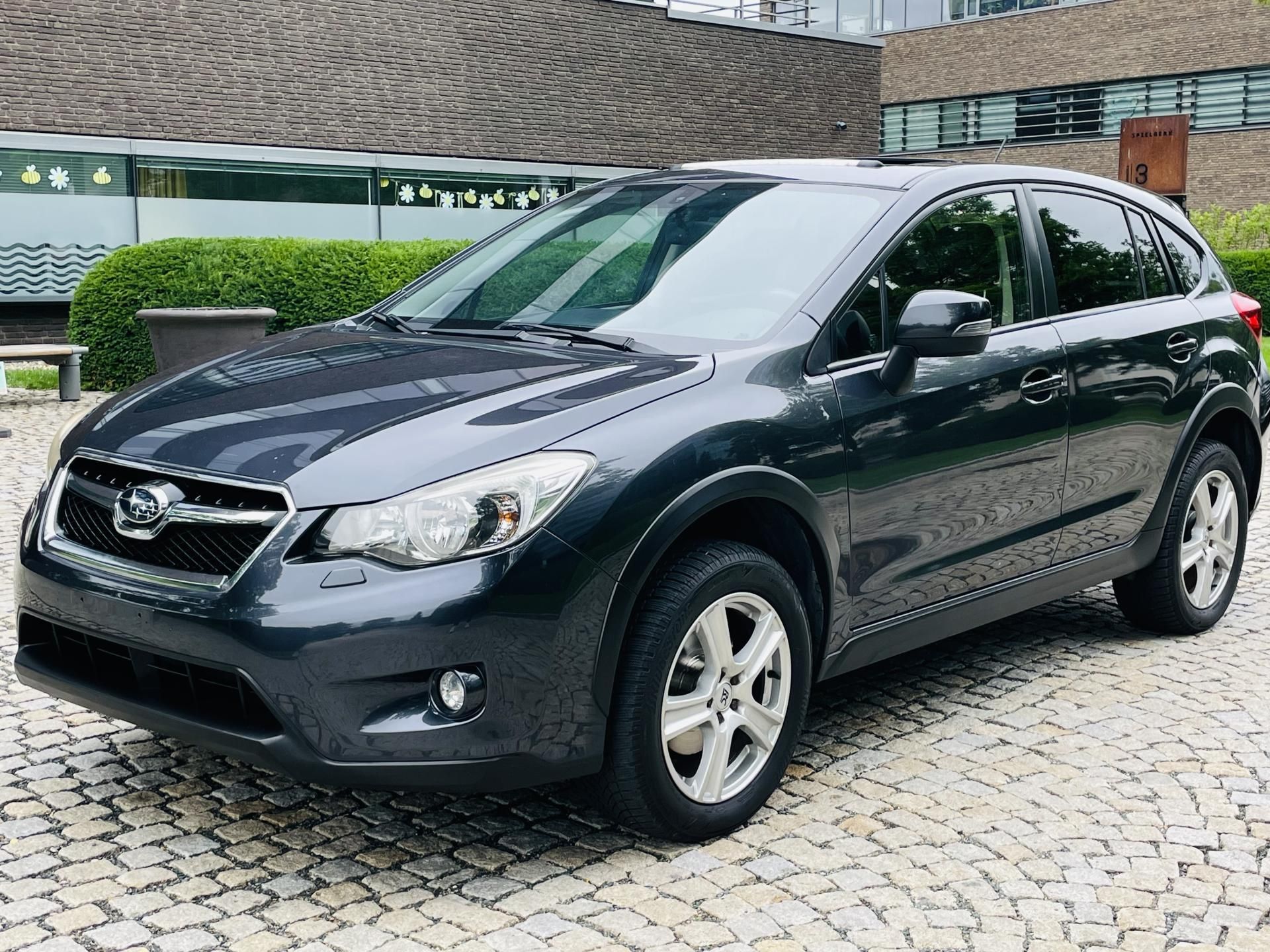 Subaru XV, 2.0D 4x4 KAM VÝHŘEV SERVISKA - fotka 5