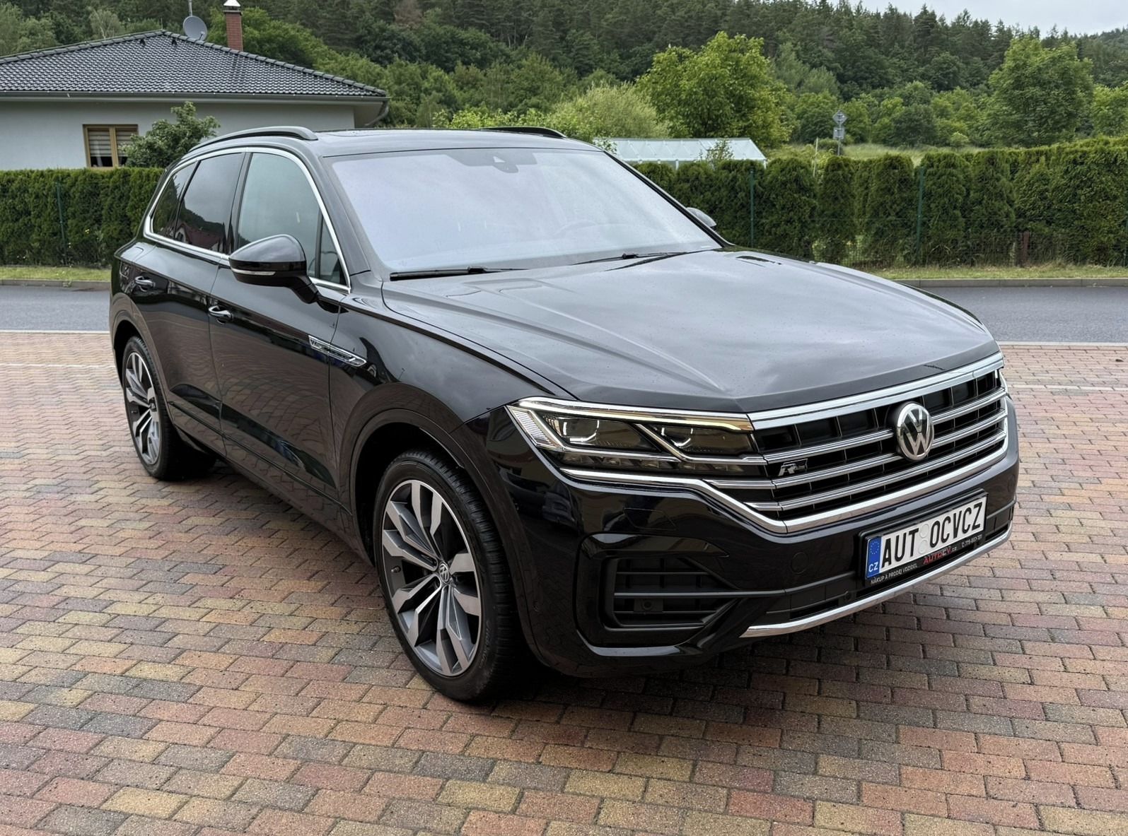 Volkswagen Touareg, 3.0 TDI V6 210kW 4x4 R-LINE - fotka 5