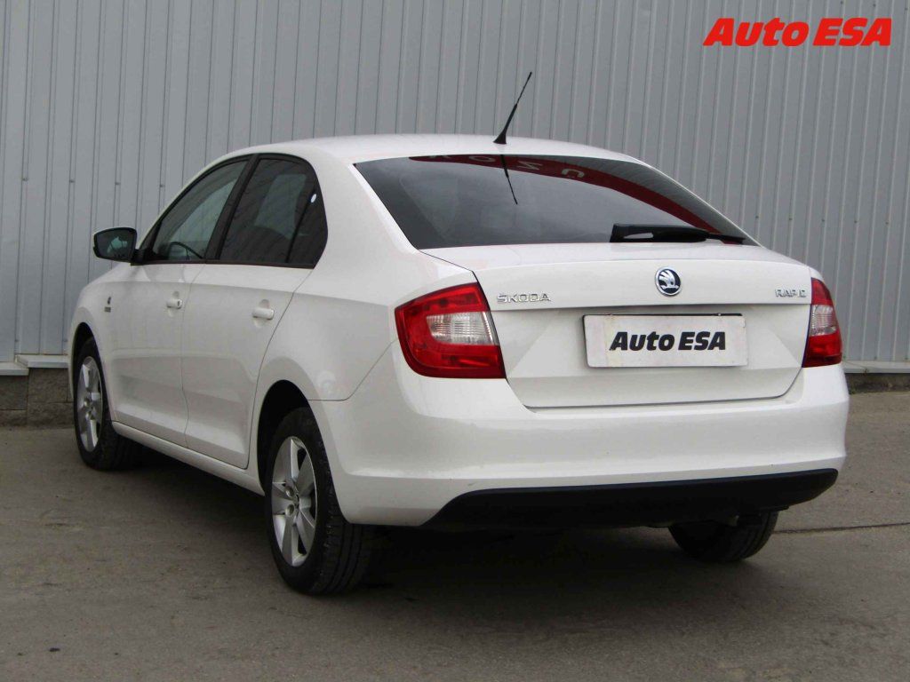 Škoda Rapid, 1.6 TDi - fotka 6