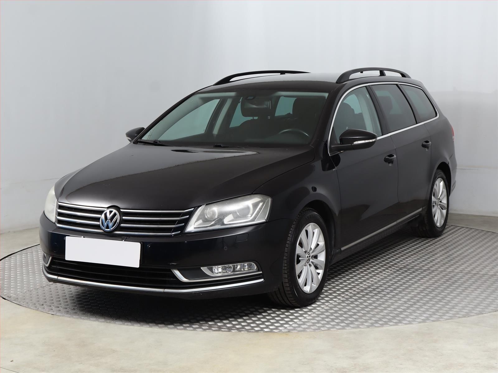 Volkswagen Passat, 2.0 TDI - fotka 2