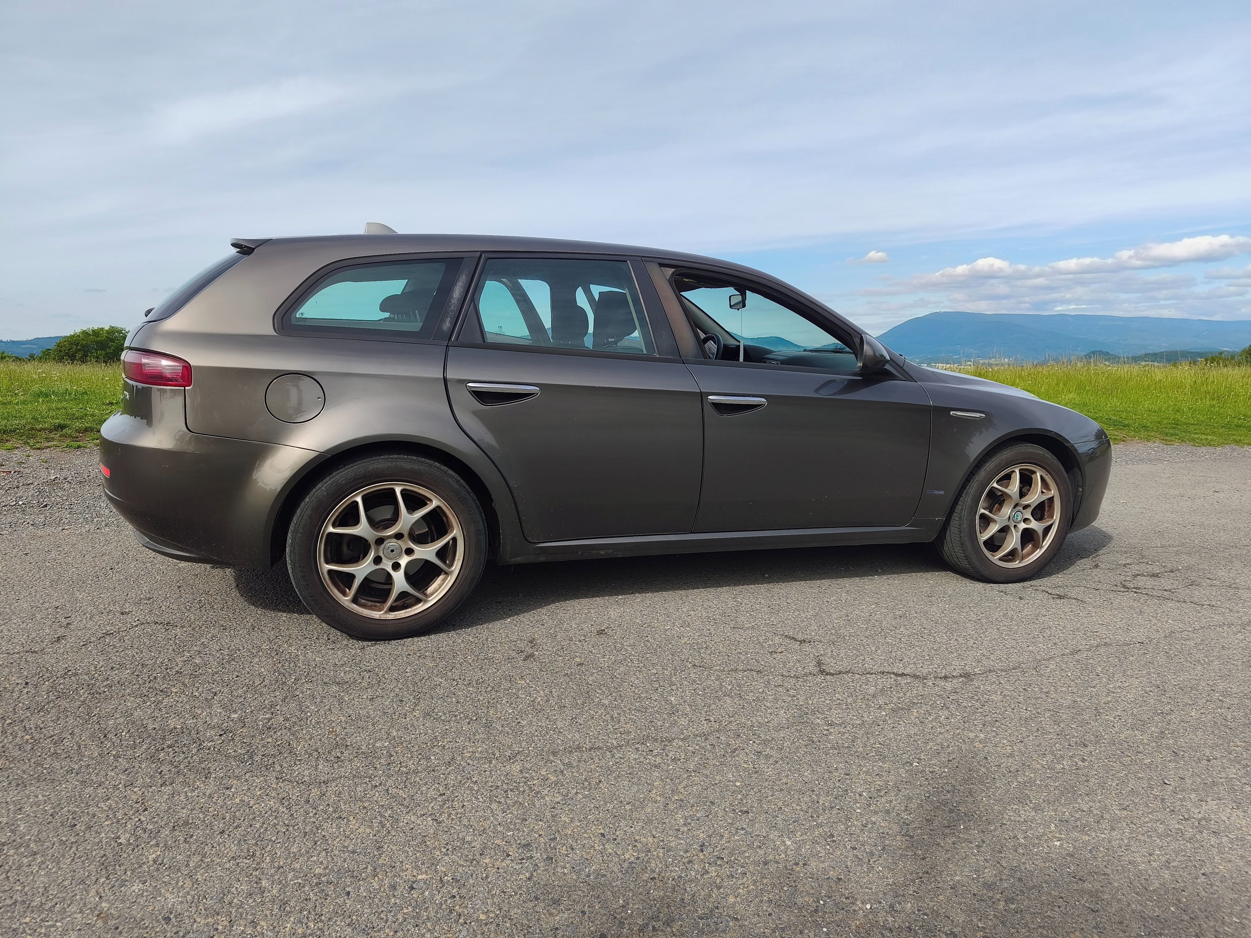 Alfa Romeo 159, 1.9 JTD 110KW - fotka 4