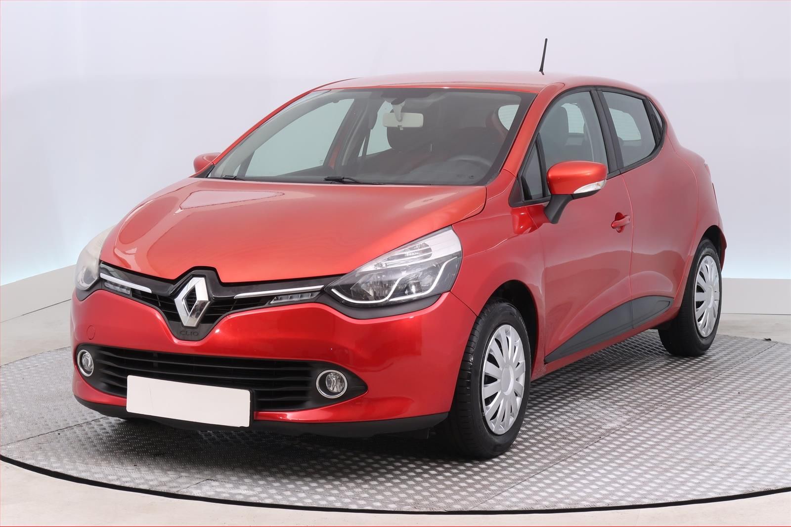 Renault Clio, 1.2 16V, po STK, rezervace - fotka 2