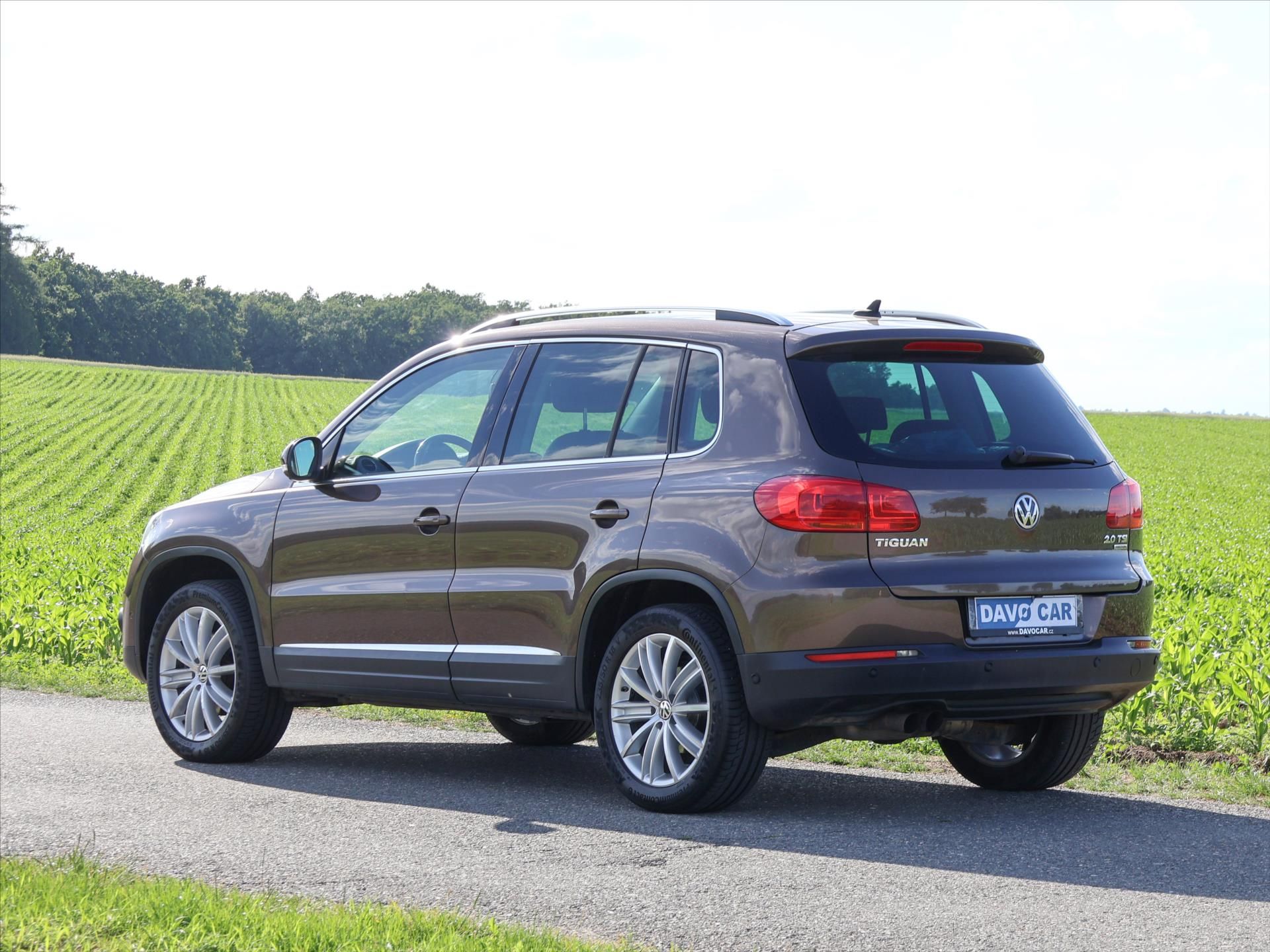 Volkswagen Tiguan, 2,0 TSI DSG 4x4 Sport&Style - fotka 5