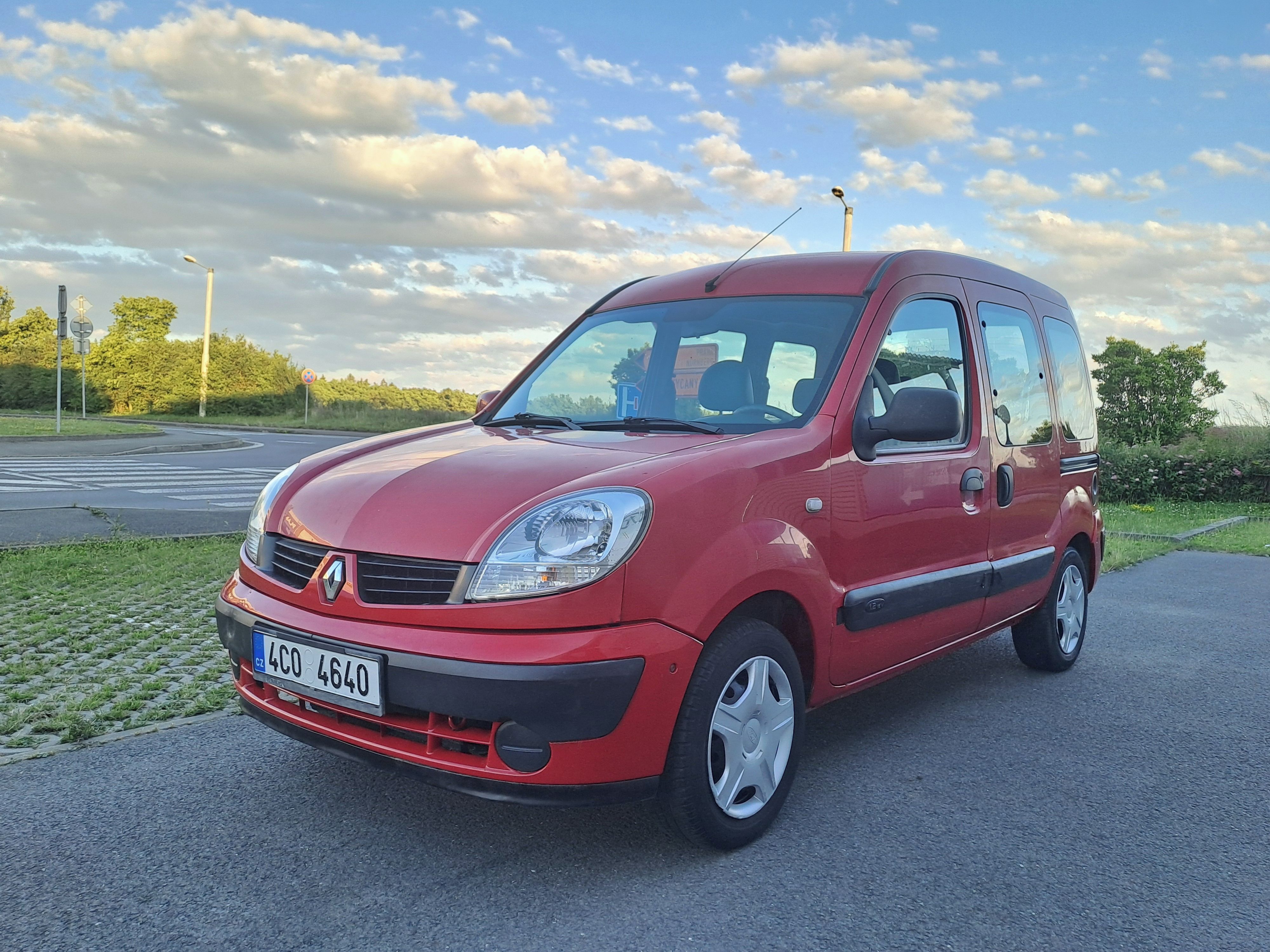 Renault Kangoo, 1.2i 1.MAJ NOVÁ STK DO 06/2028