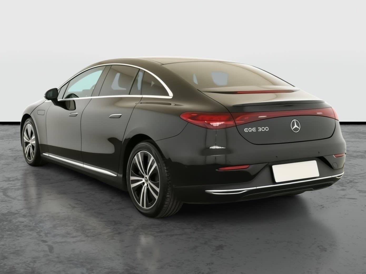 Mercedes-Benz EQE, EQE 300, SoH 100% - fotka 3