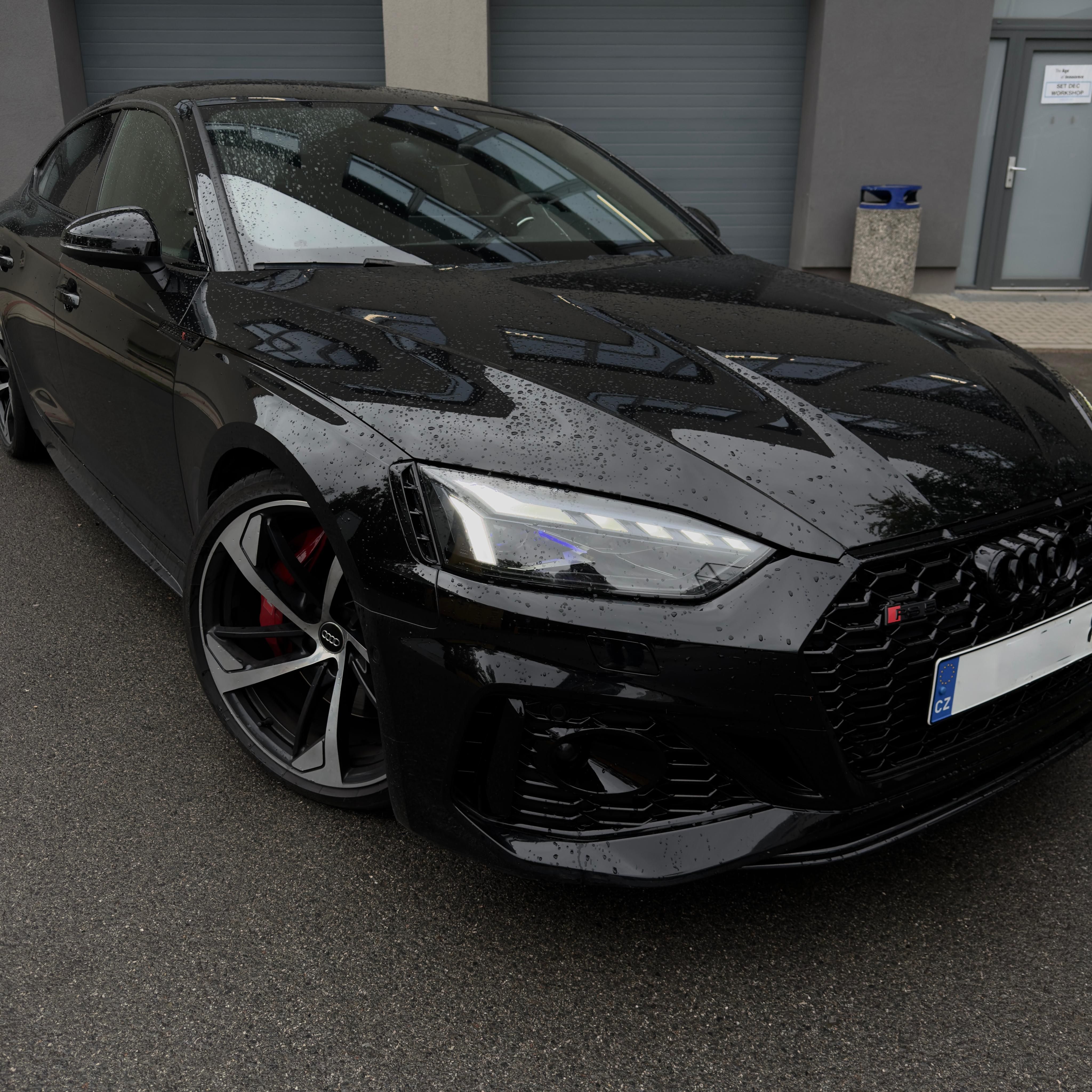 Audi RS5, Sportback FACELIFT - ZÁRUKA - fotka 4