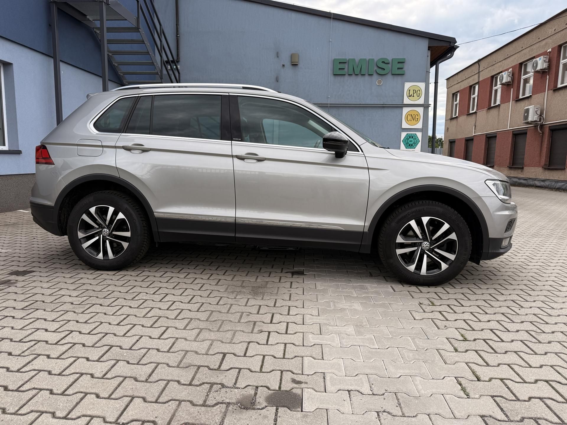 Volkswagen Tiguan, 2,0TDi 110kw DSG 4x4 IQ DRIVE - fotka 4