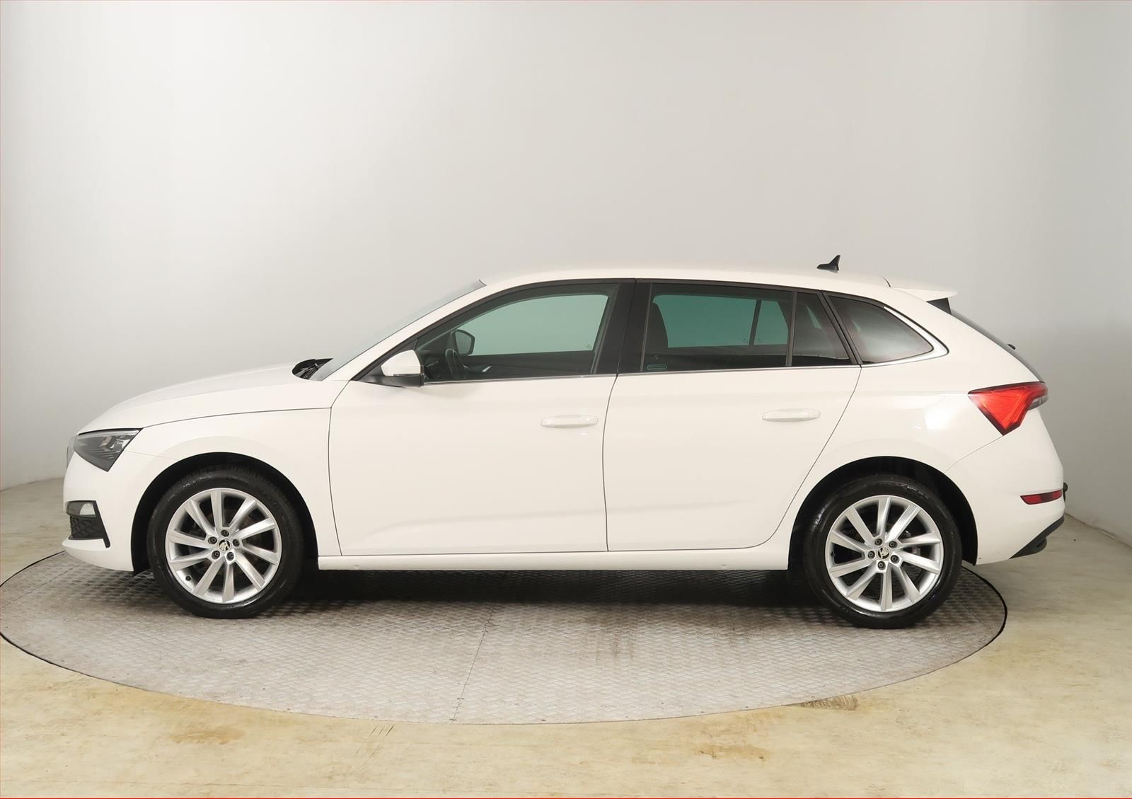 Škoda Scala, 1.6 TDI, ČR,1.maj, Serv.kniha - fotka 3