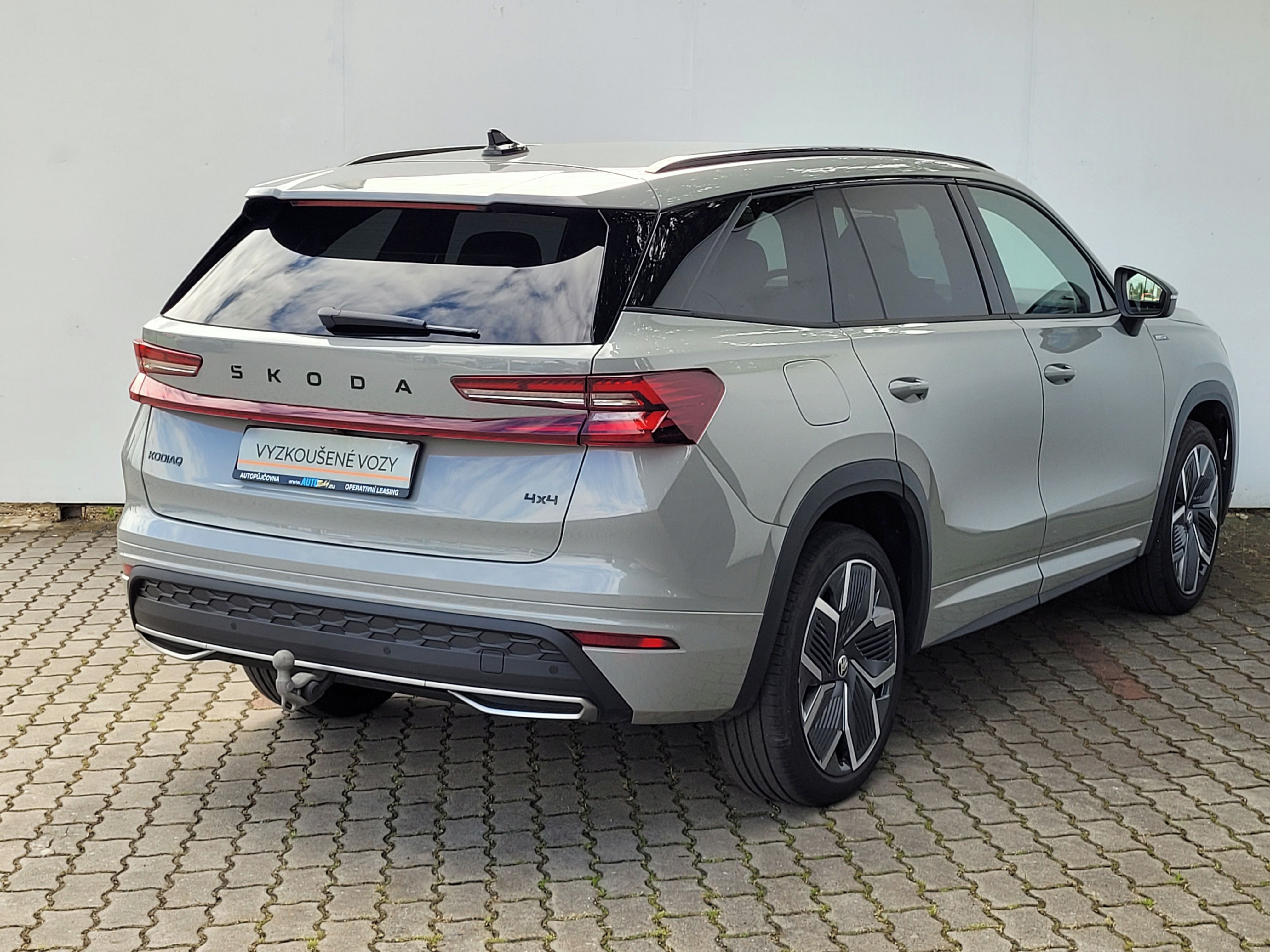 Škoda Kodiaq, 2.0TDI 142kW Sportline 7-míst - fotka 5