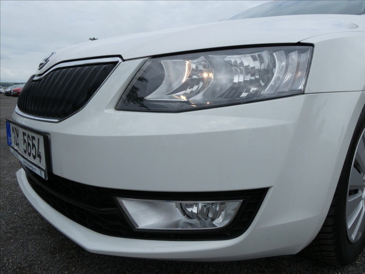 Škoda Octavia, 1,6 TDi 81kW STYLE, DPH, ČR - fotka 4