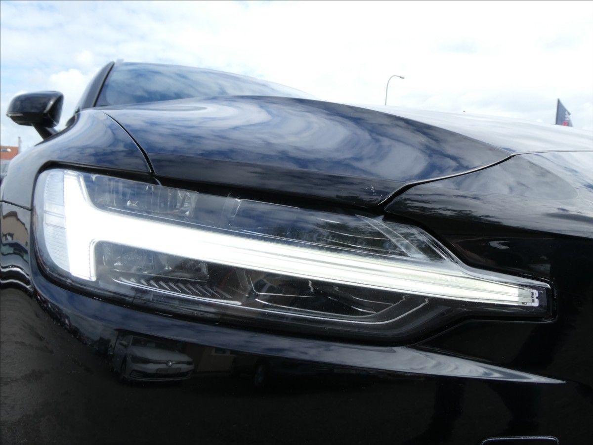 Volvo V60, 2,0 D3 AWD Inscription,DPH,ČR - fotka 5