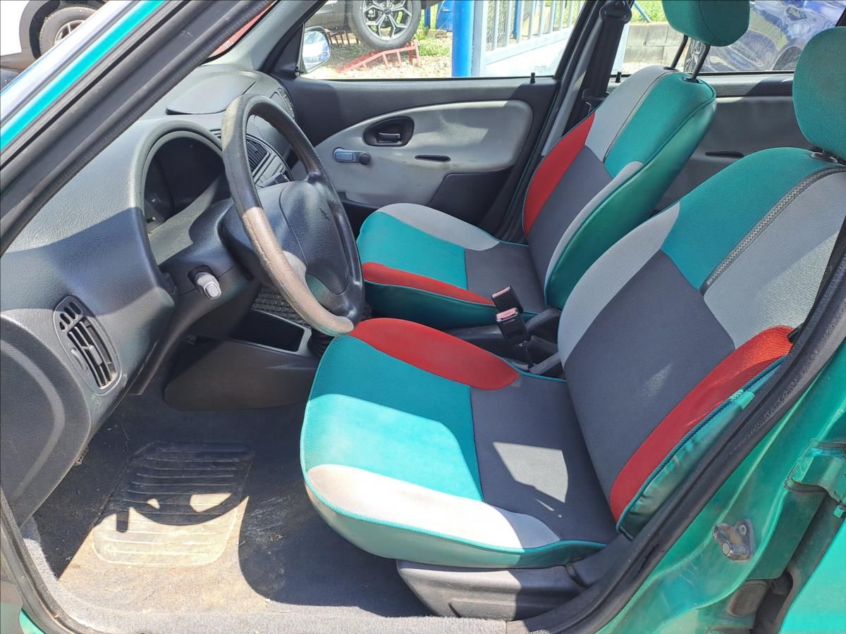 Citroën Saxo, 1,1 i - fotka 5