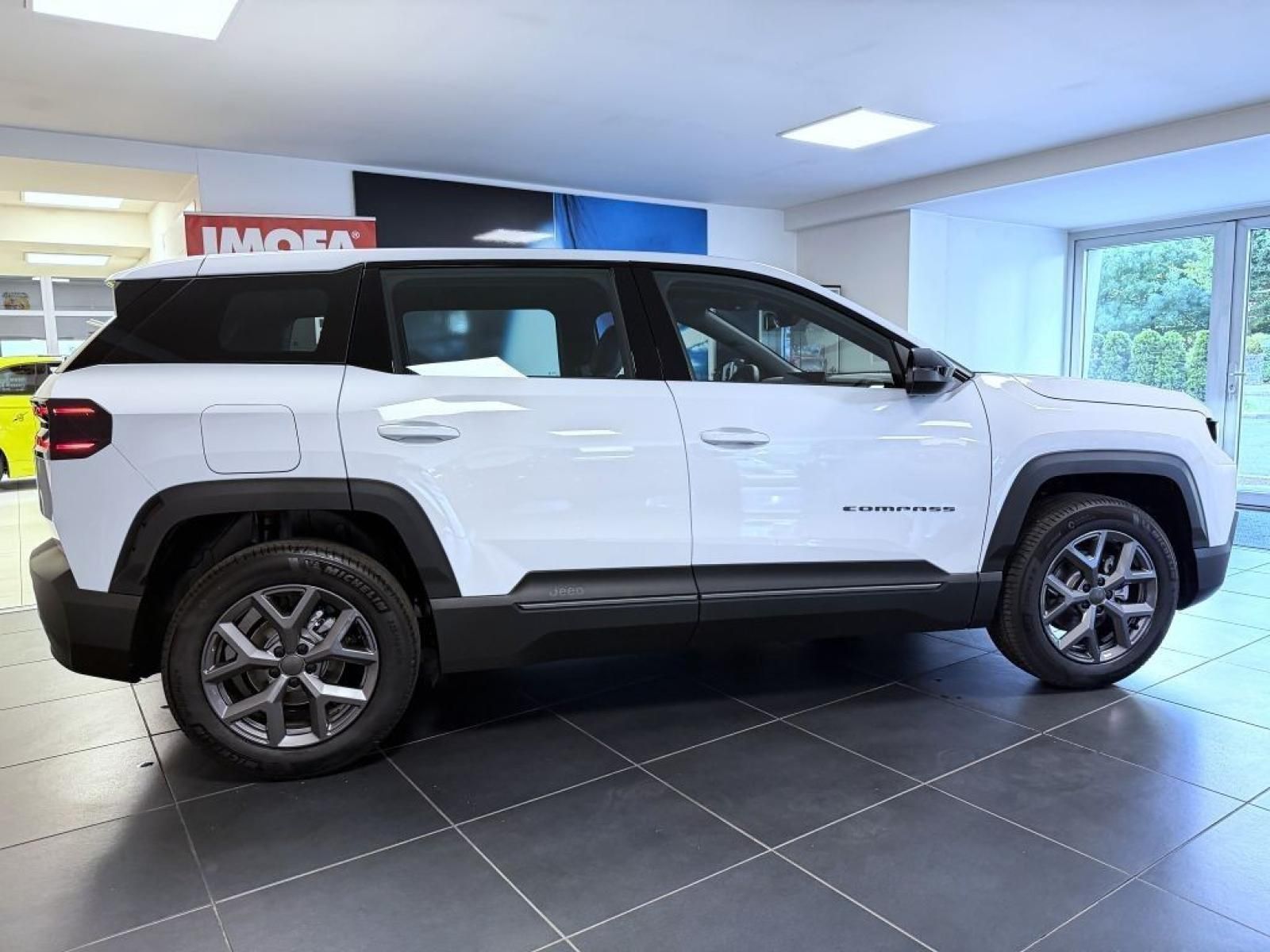 Jeep Compass, NEW e-Hybrid 145k eDCT6 - fotka 4